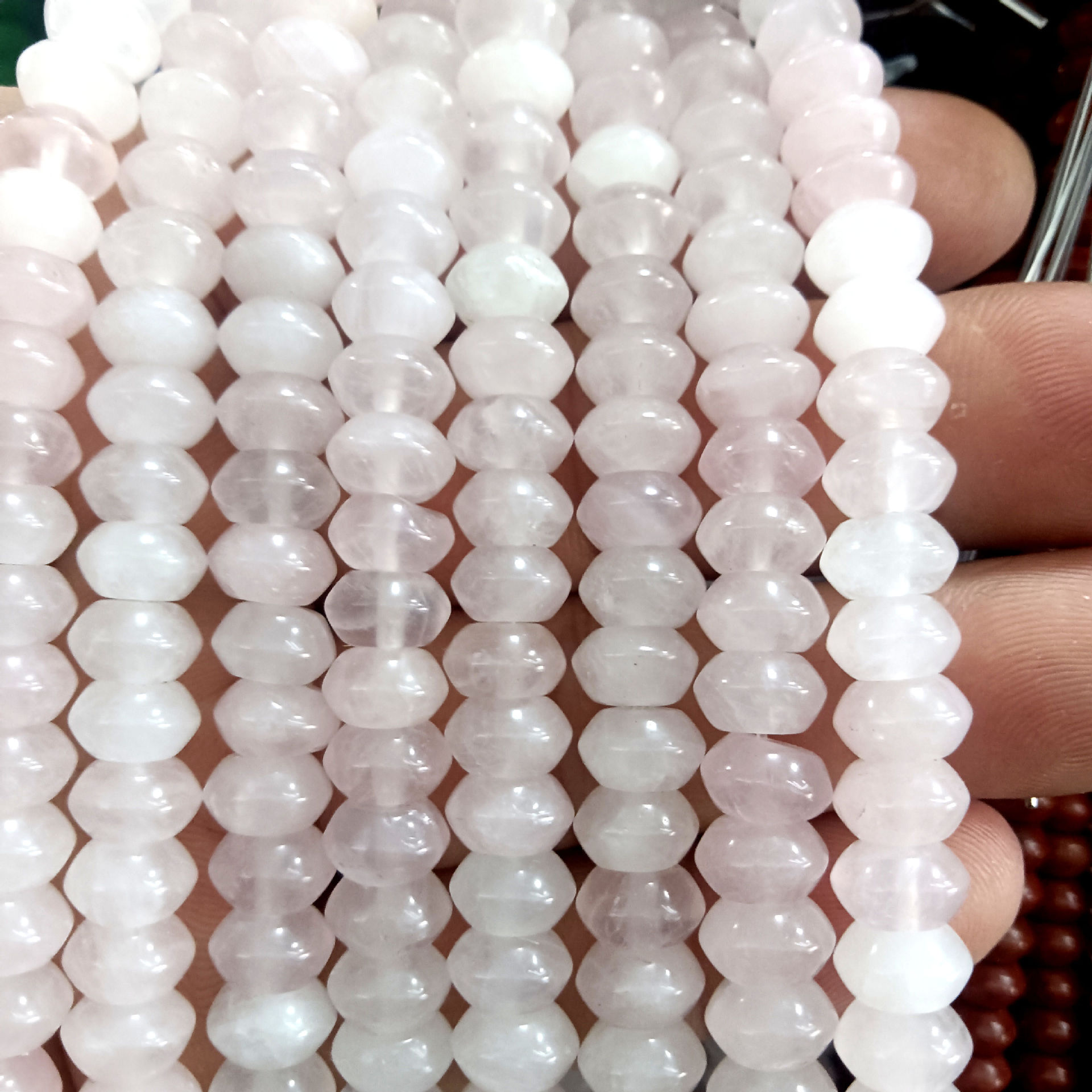 18 rose quartz