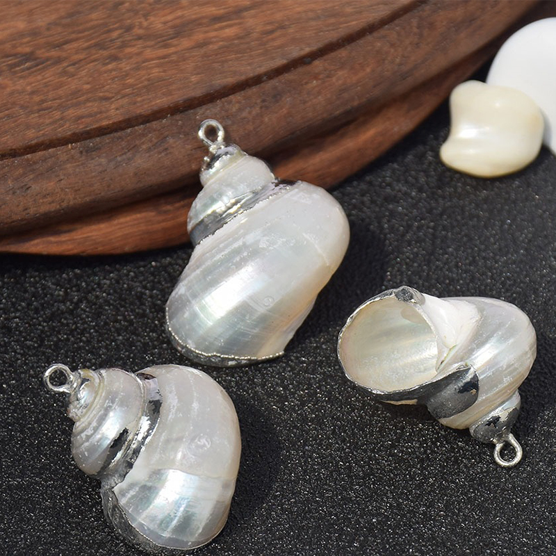 25-30x22-23mm(peeled green snail) silver edge