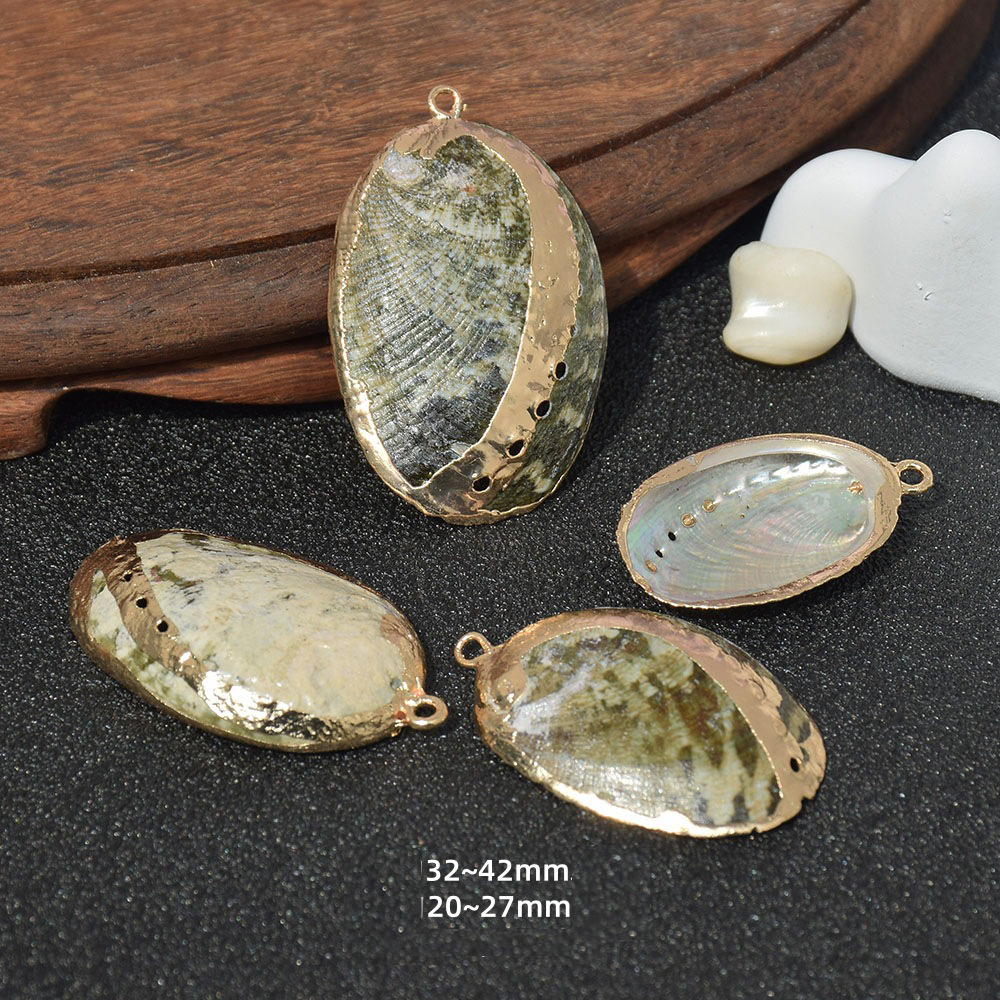 Dz176 (green abalone shell)