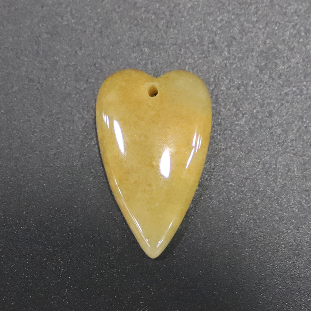 Jade amarillo