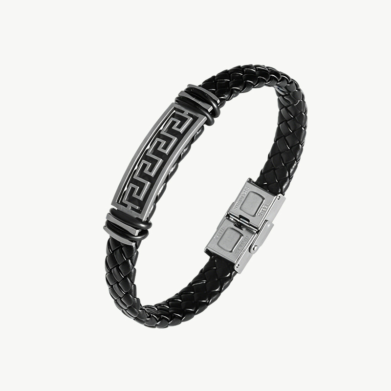 Great wall pattern leather bracelet 8.5inch