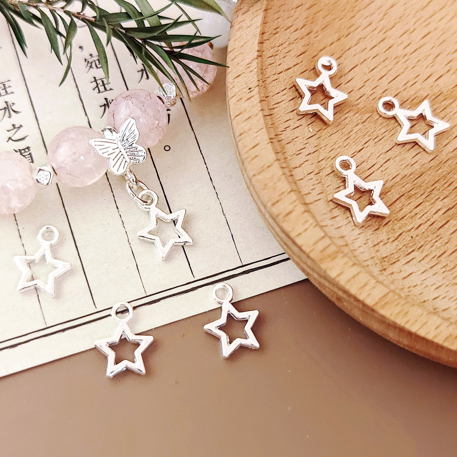 [bright silver large] hollow star pendant a444