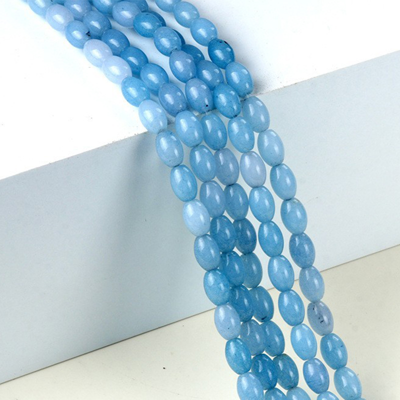 Aquamarine (color)