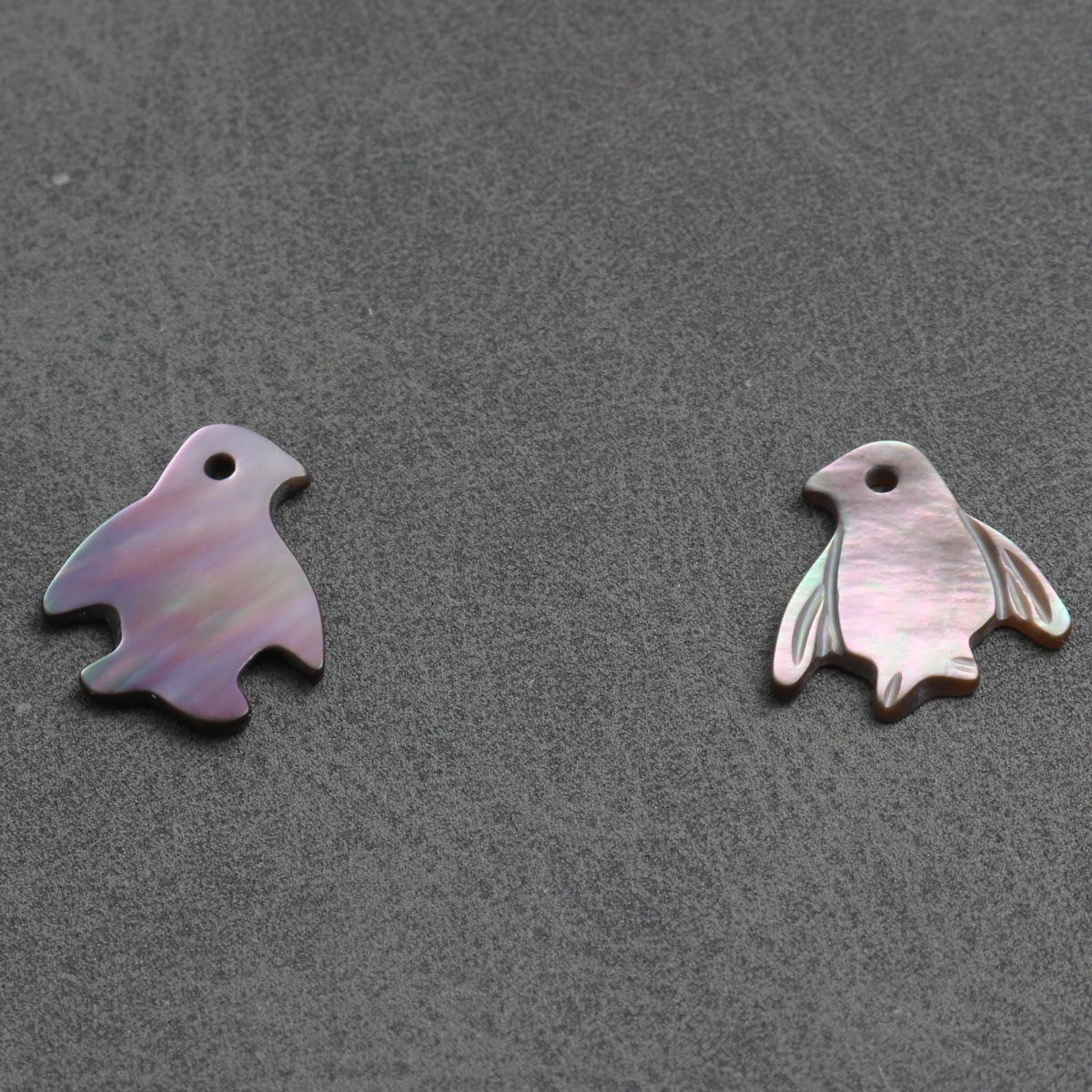 Gray penguin 12.3*13.5*1.4mm