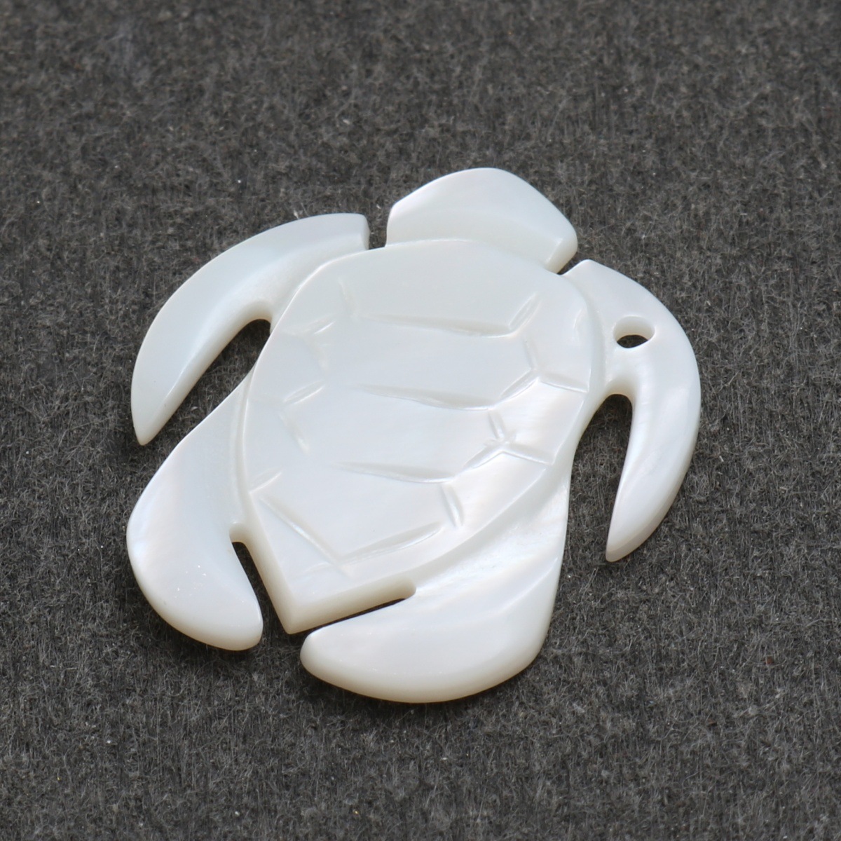 White turtle 21*25mm