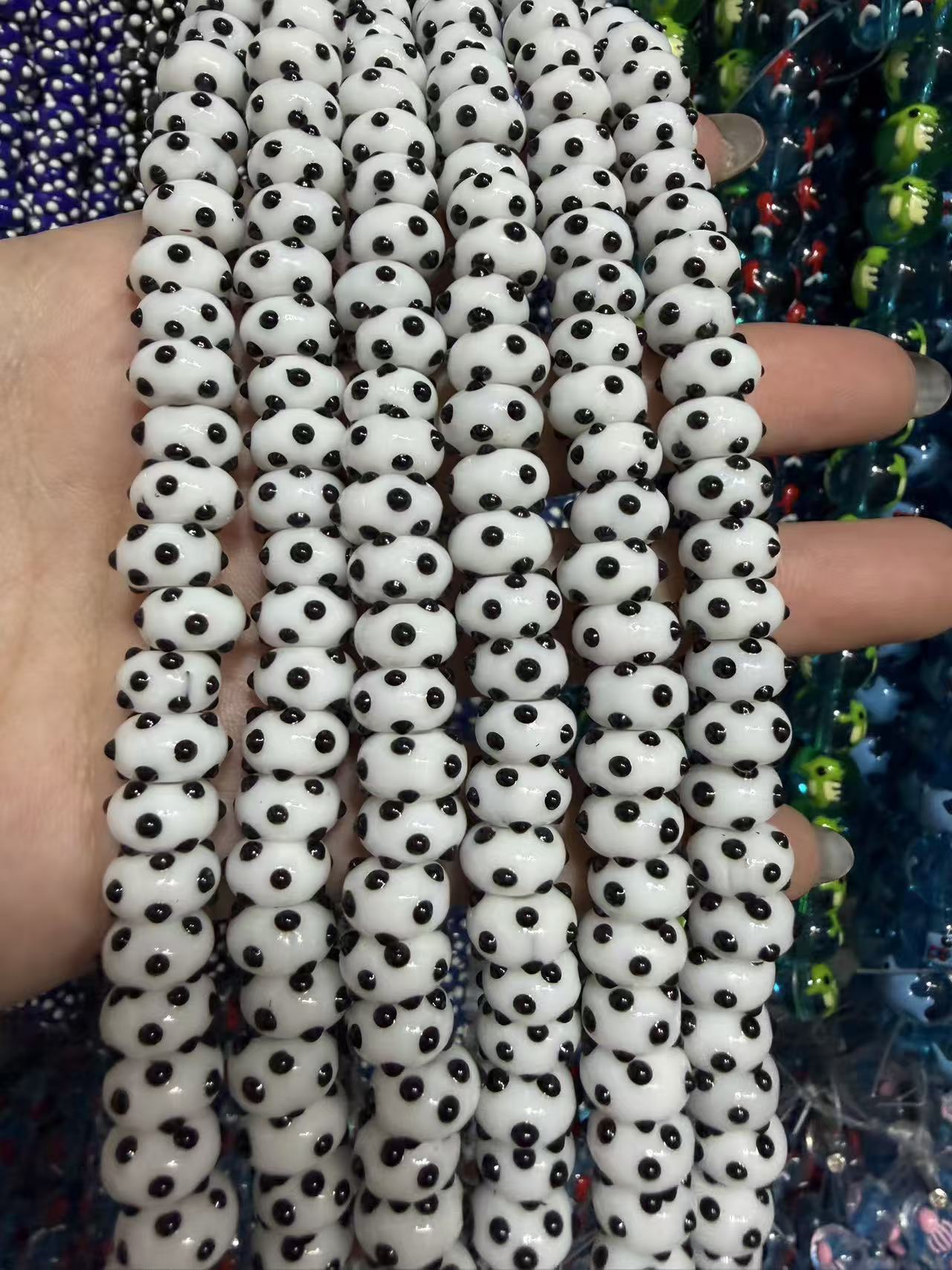 White 8×5mm