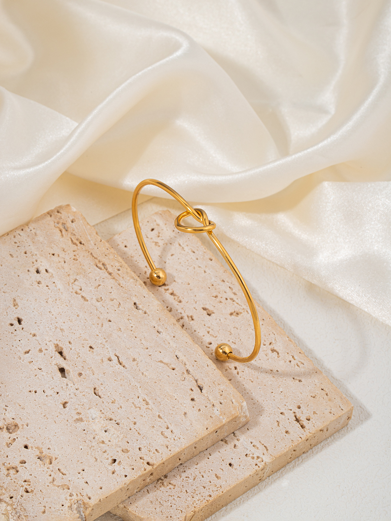 Love bracelet-gold