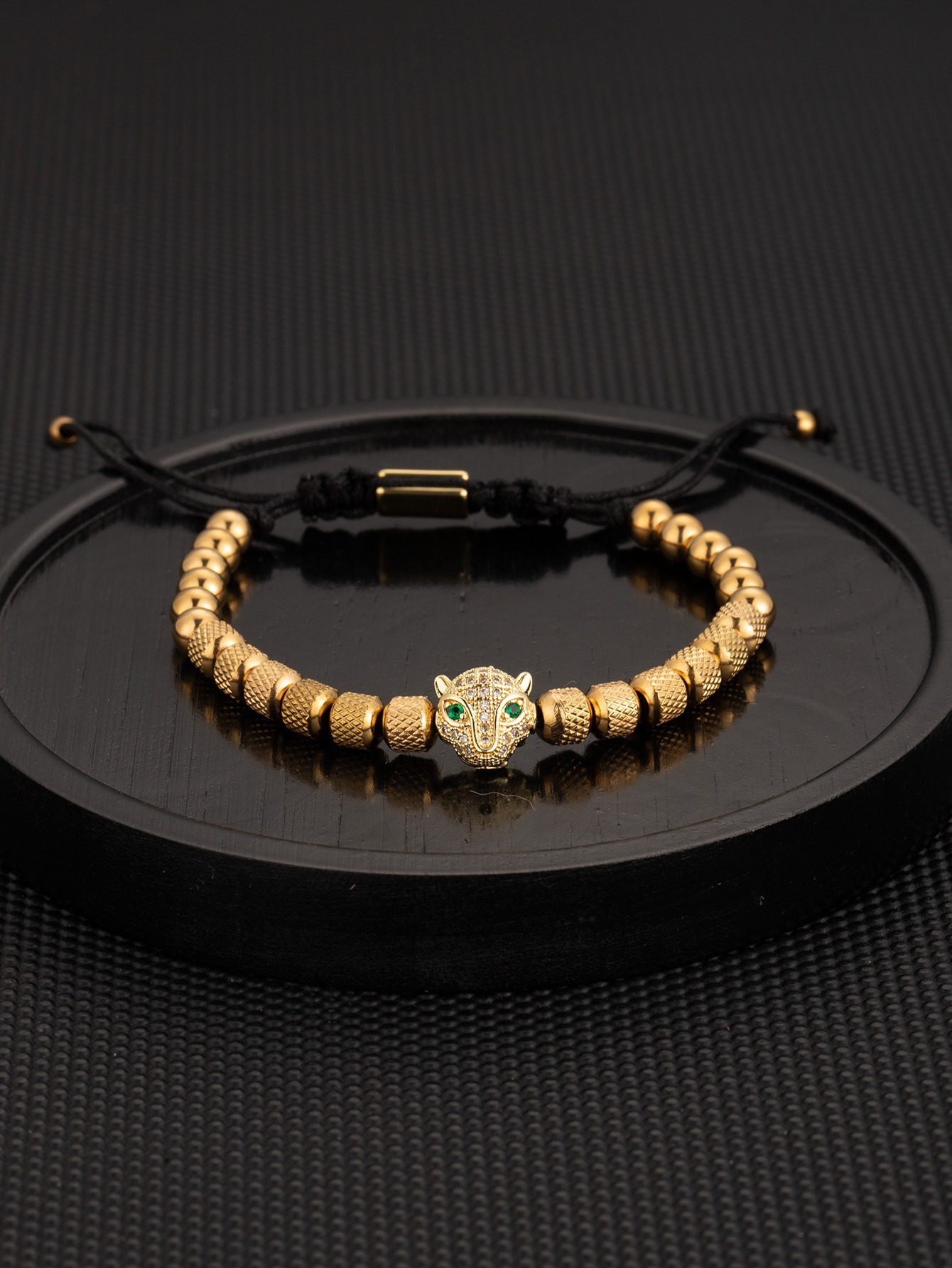 Golden leopard pineapple bead bracelet