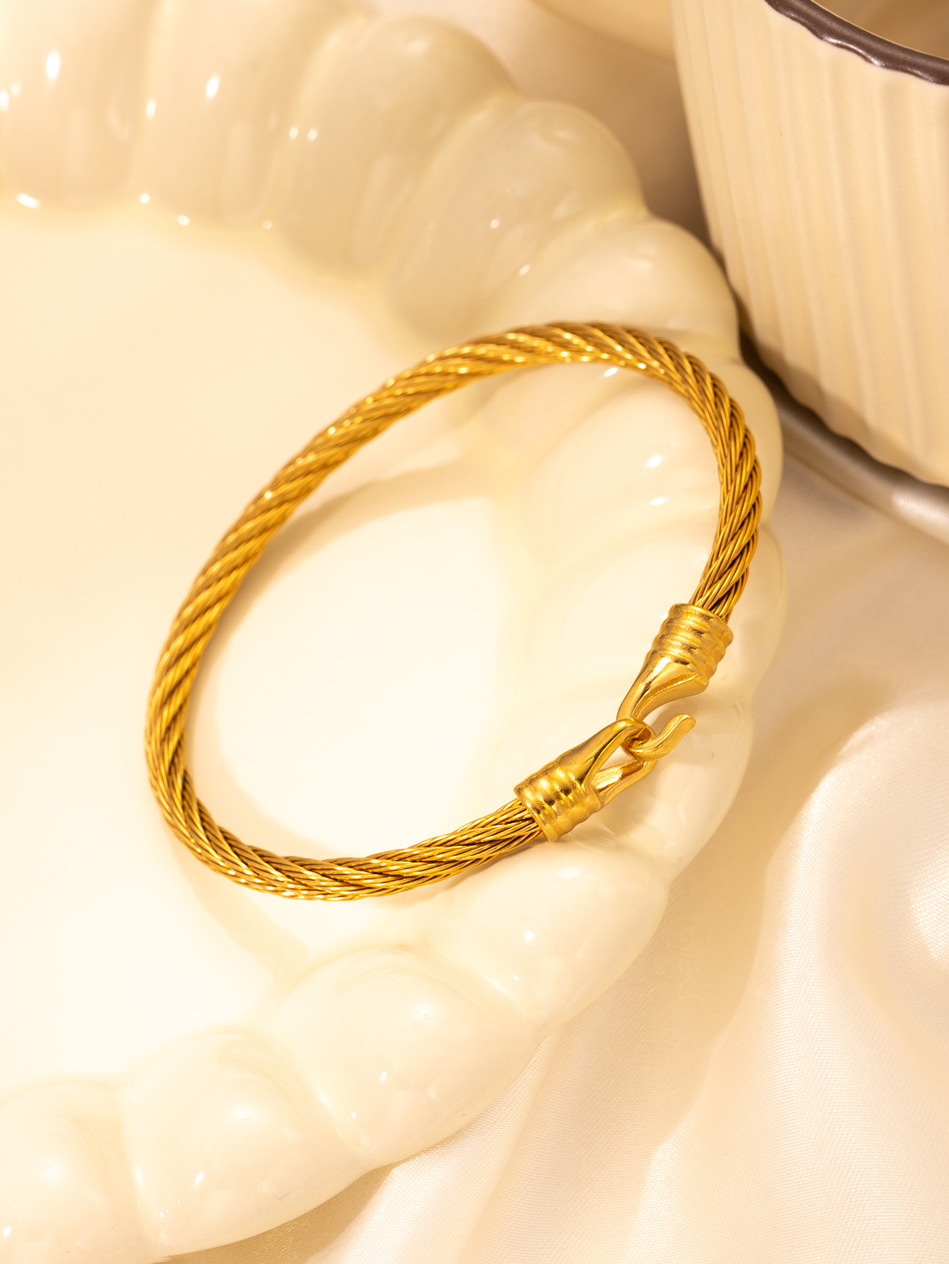 115 gold