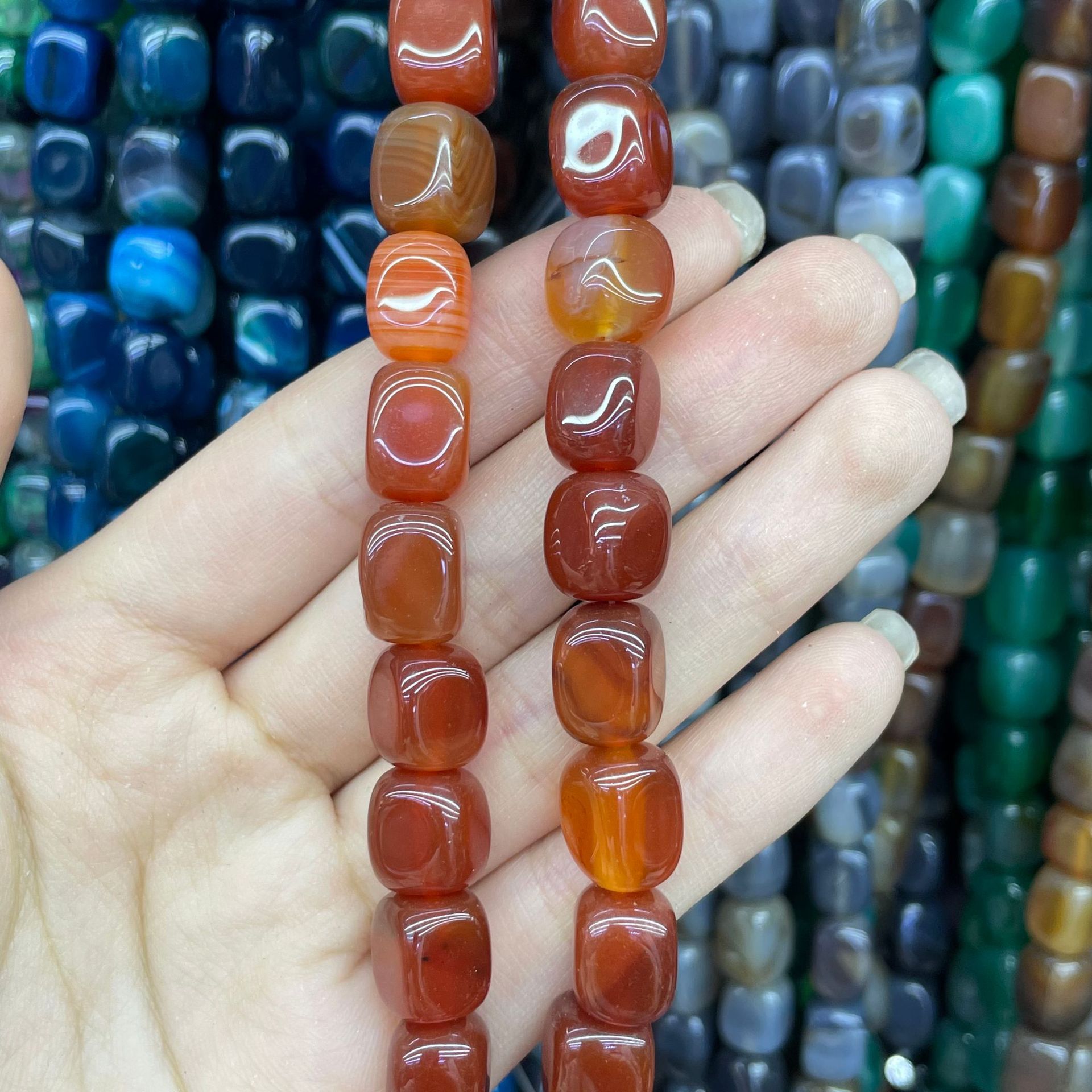Red agate color