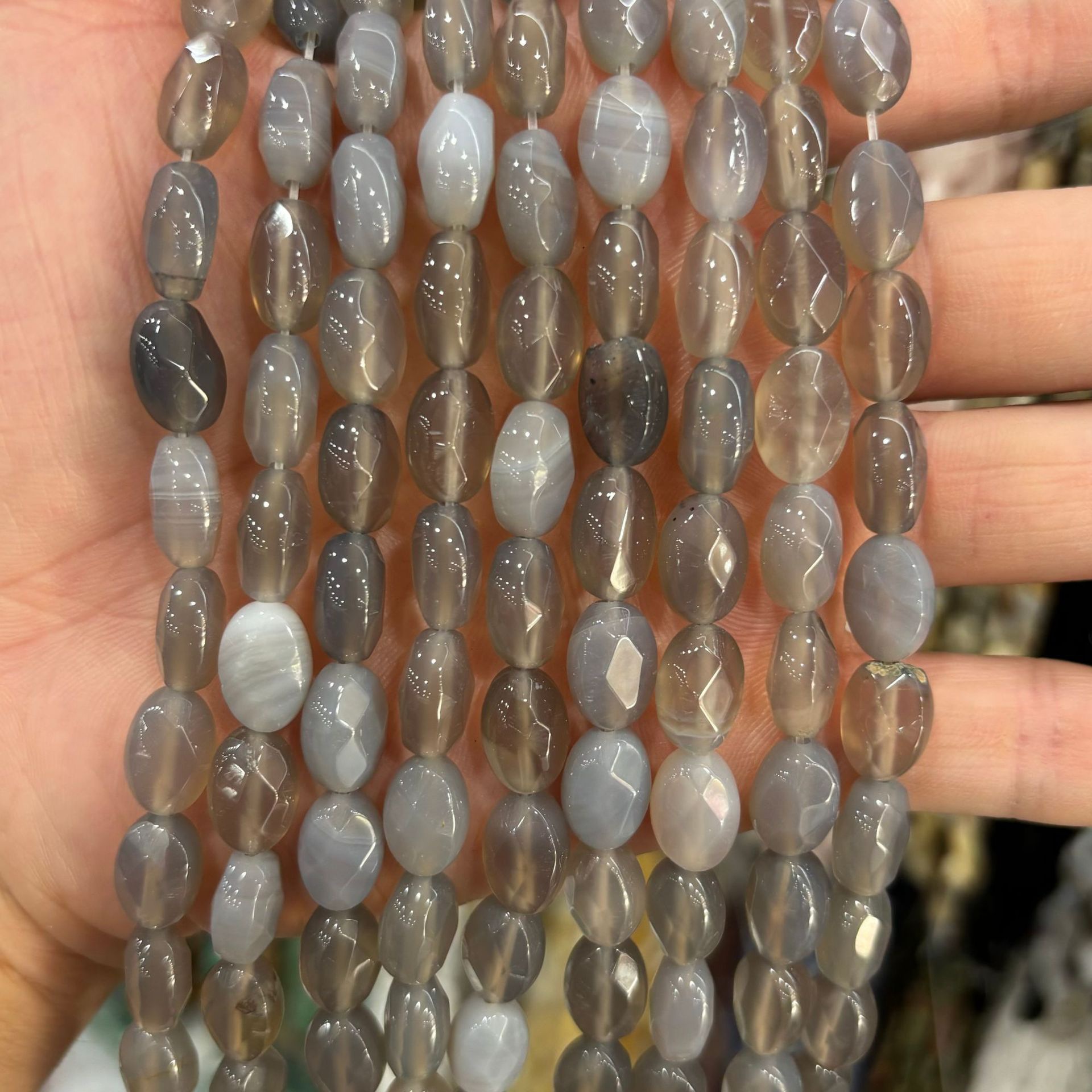 Gray agate