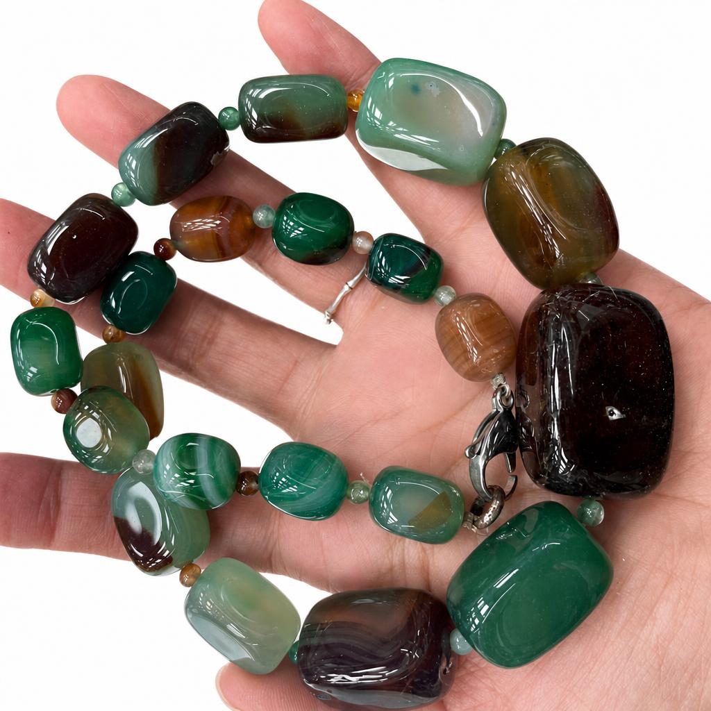 red green agate