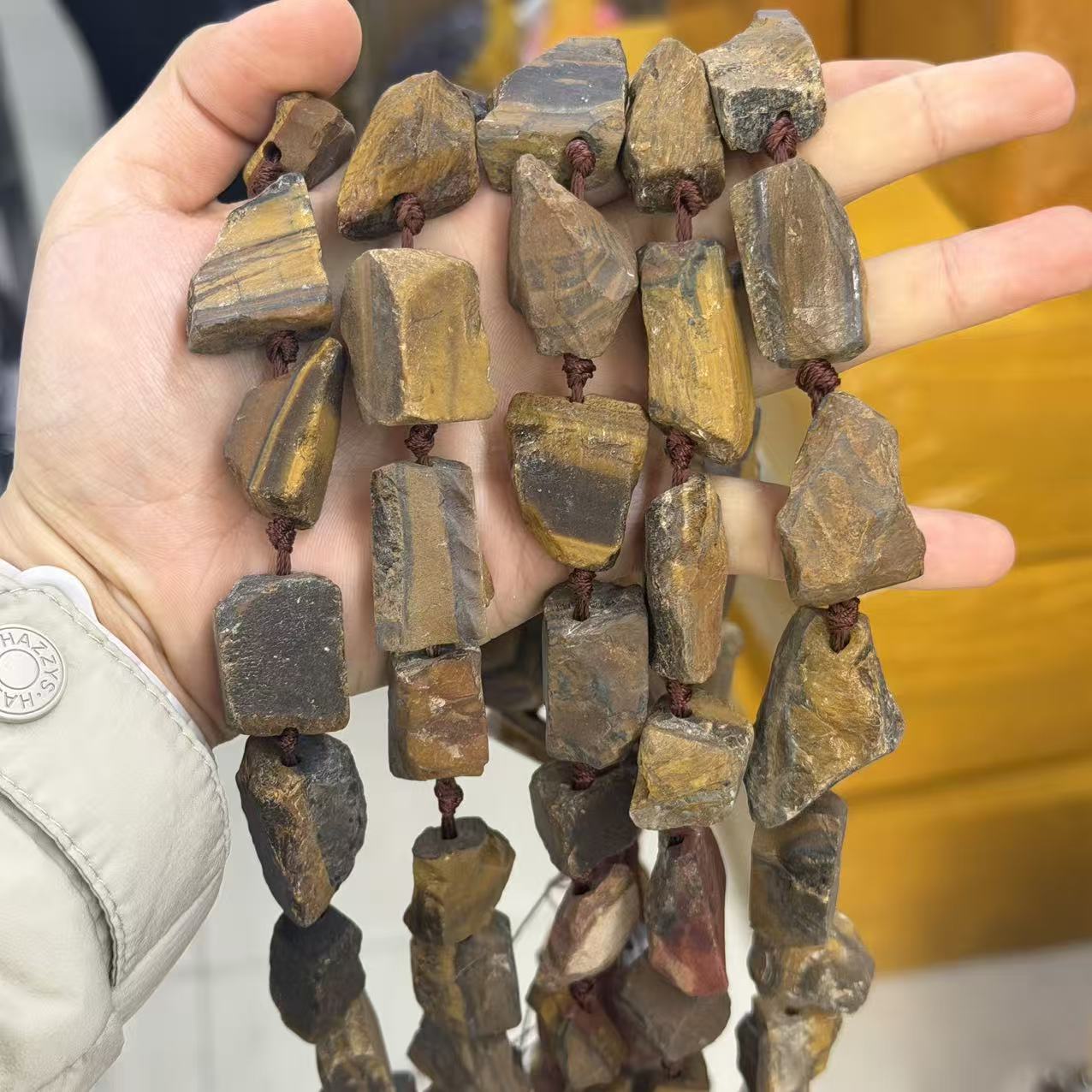 Tiger eye stone 20-24mm/14-15pcs