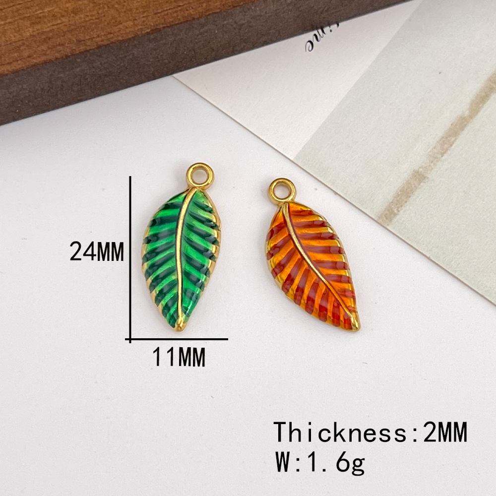 9 # 24x11mm green