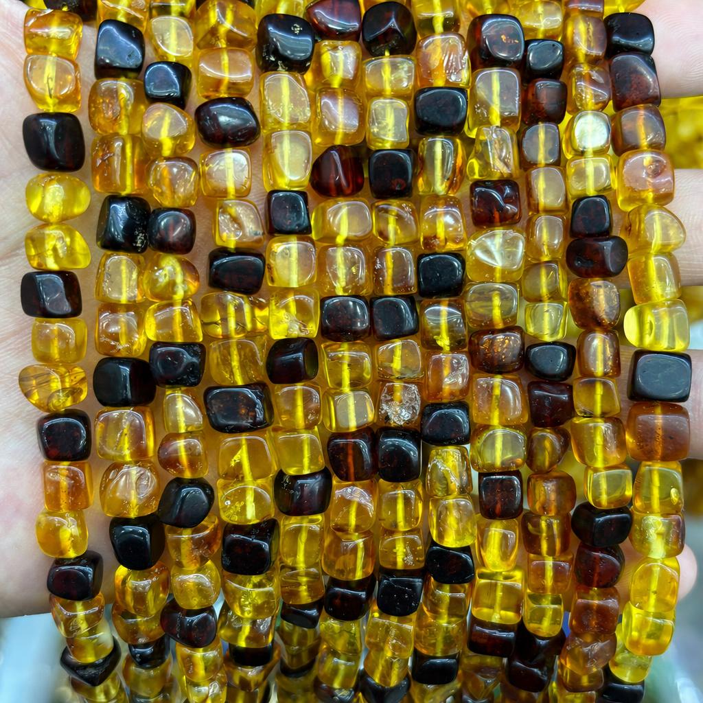 8mm amber square shape (about 52 pieces)