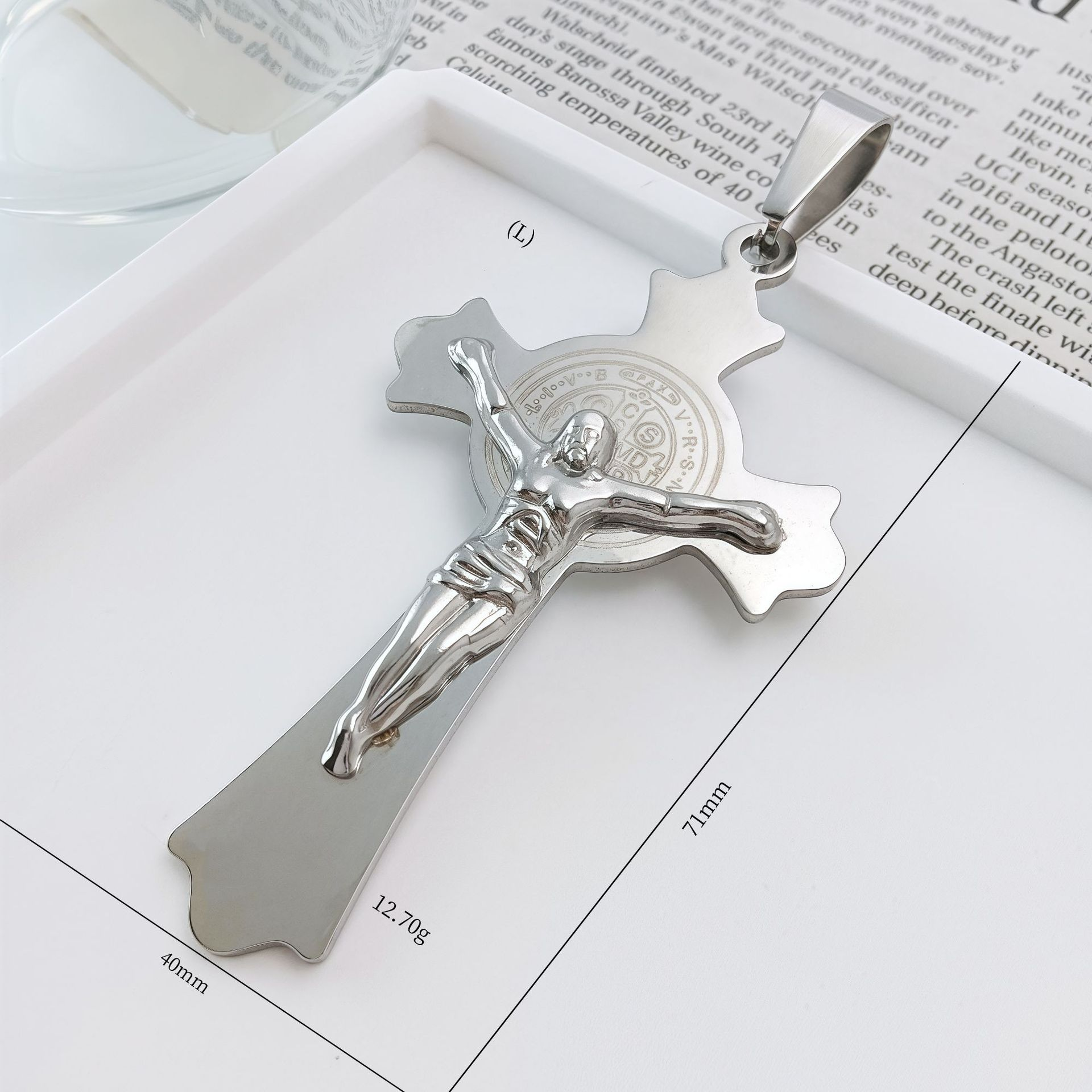 Steel color pendant 40*71mm