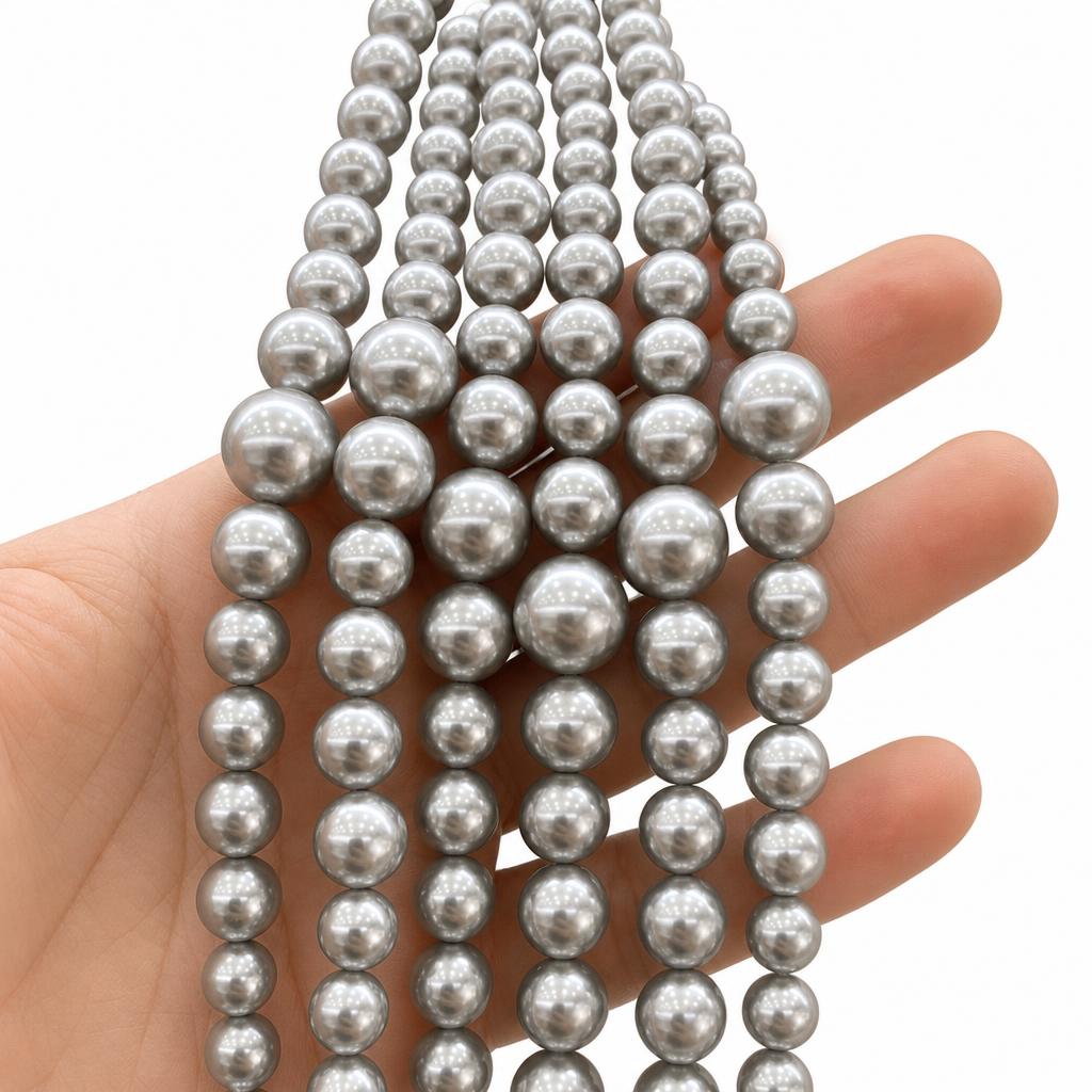 Light silver gray shell tower chain
