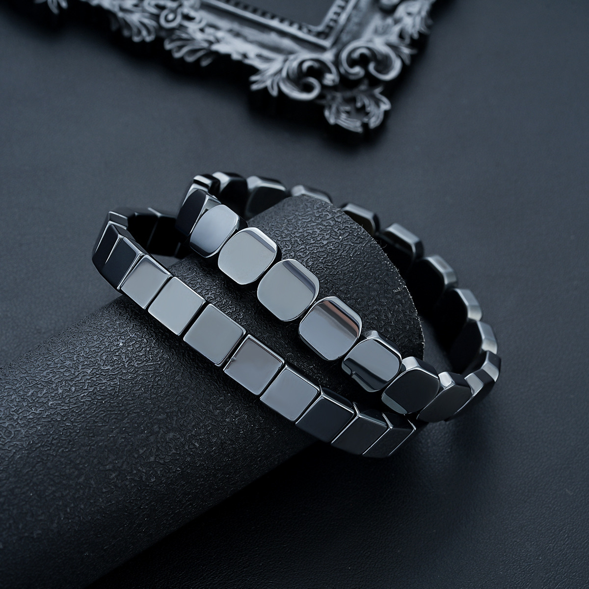 S528-a b set