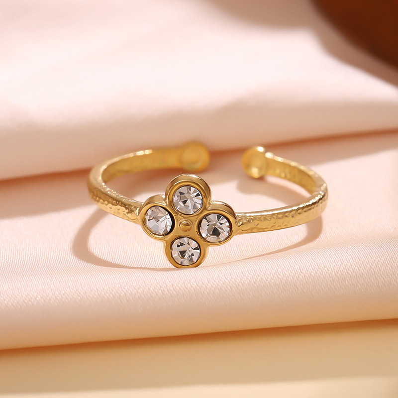 Gold 4 diamonds
