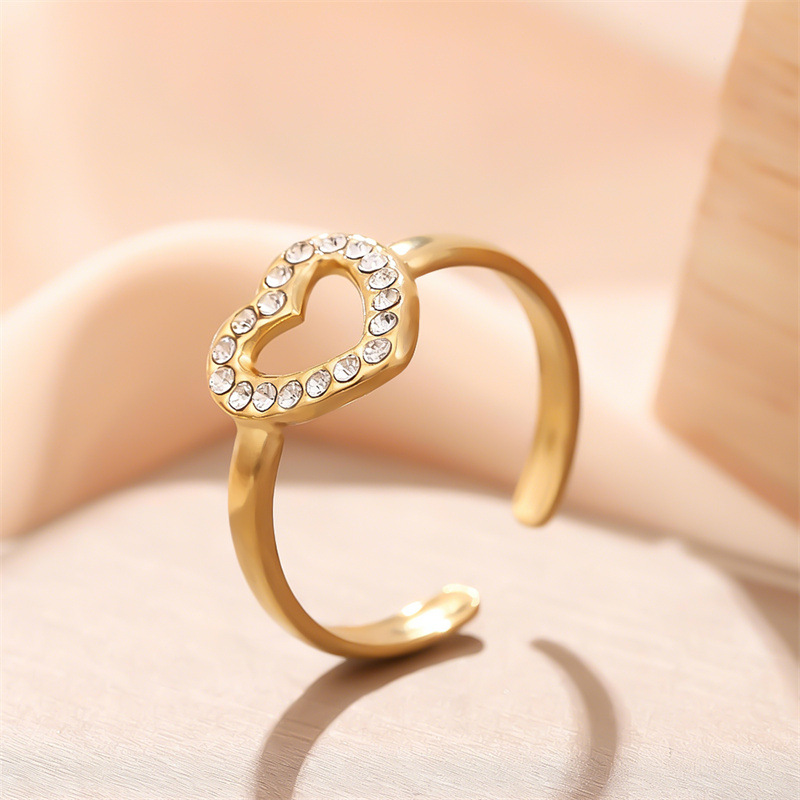 Golden white diamond