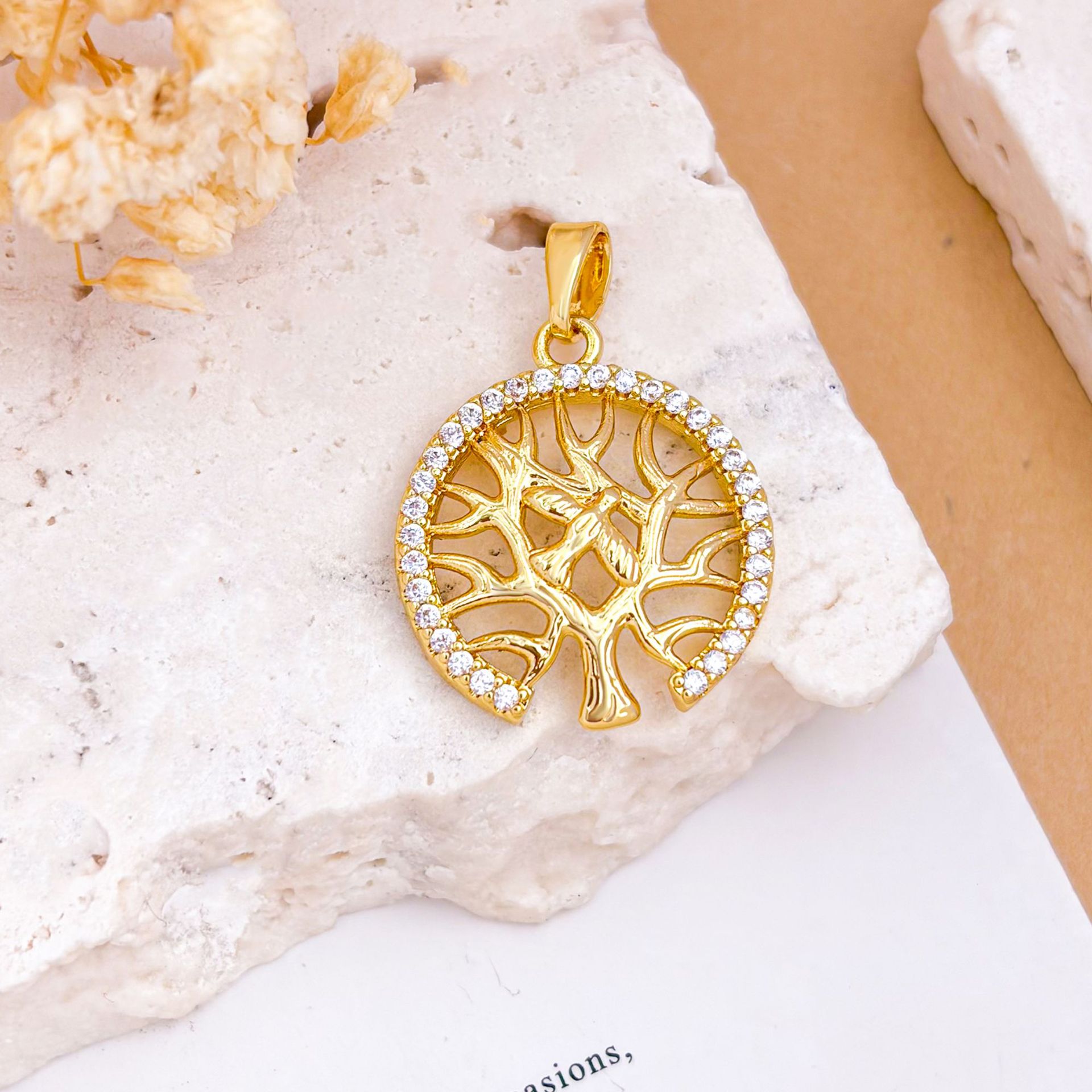 Xl2043 tree of life pendant gold