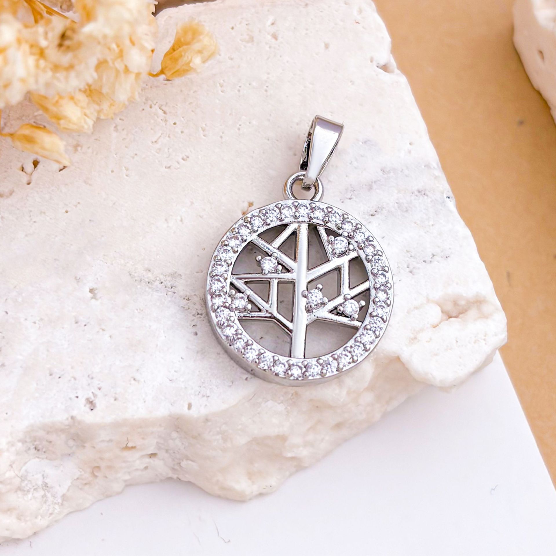 Xl2045 big tree pendant silver