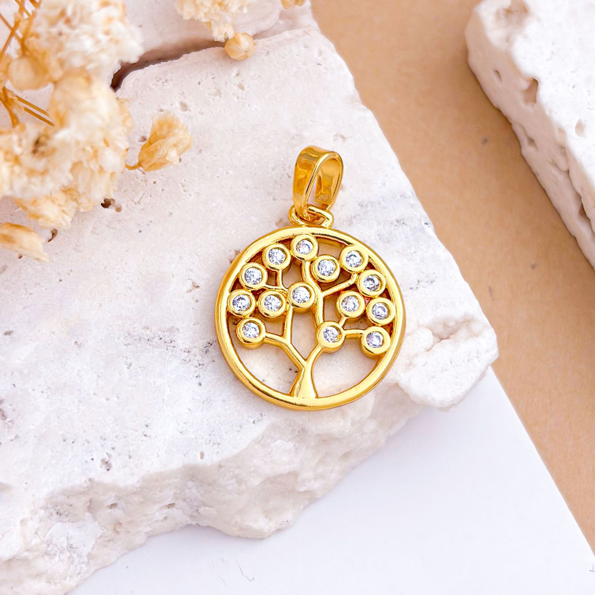 Xl2130 fruitful pendant gold