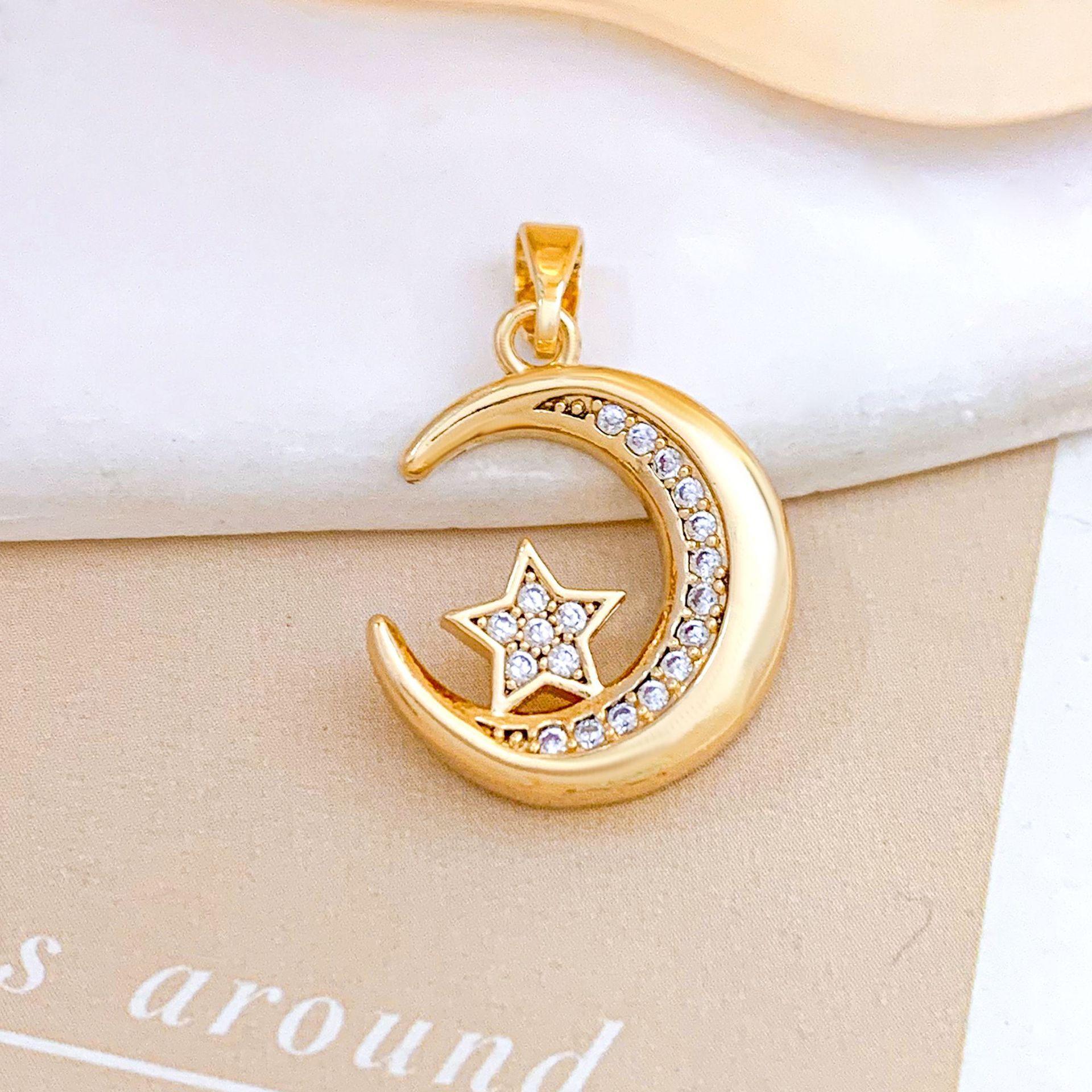 Xl2127 moon star pendant gold