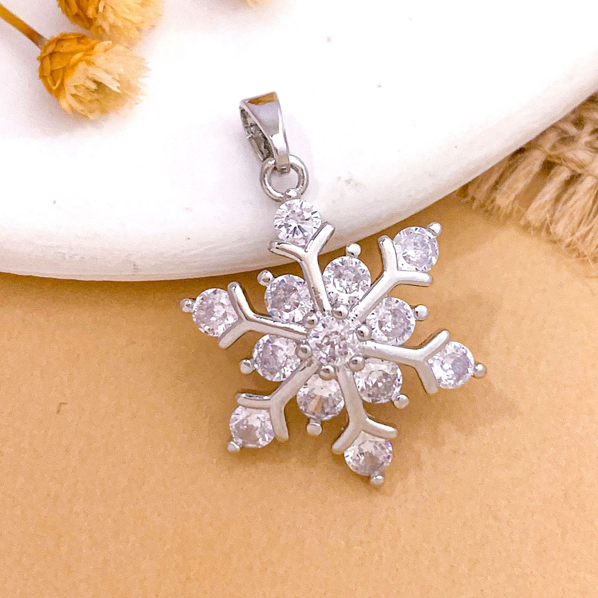 Xl2885 snowflake pendant silver