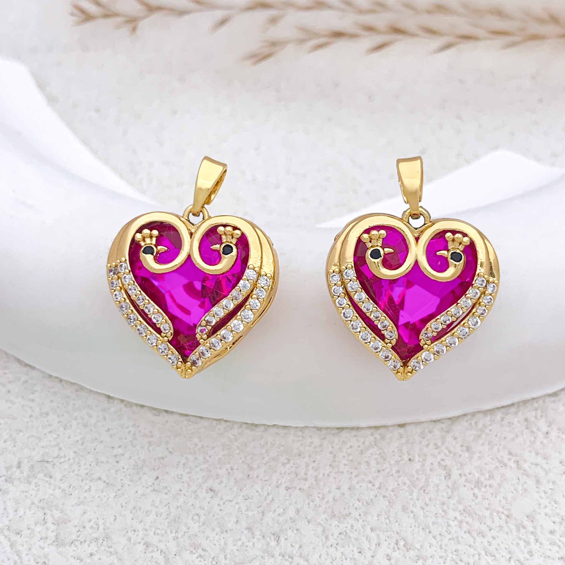 Xl680 eternal heart golden rose red