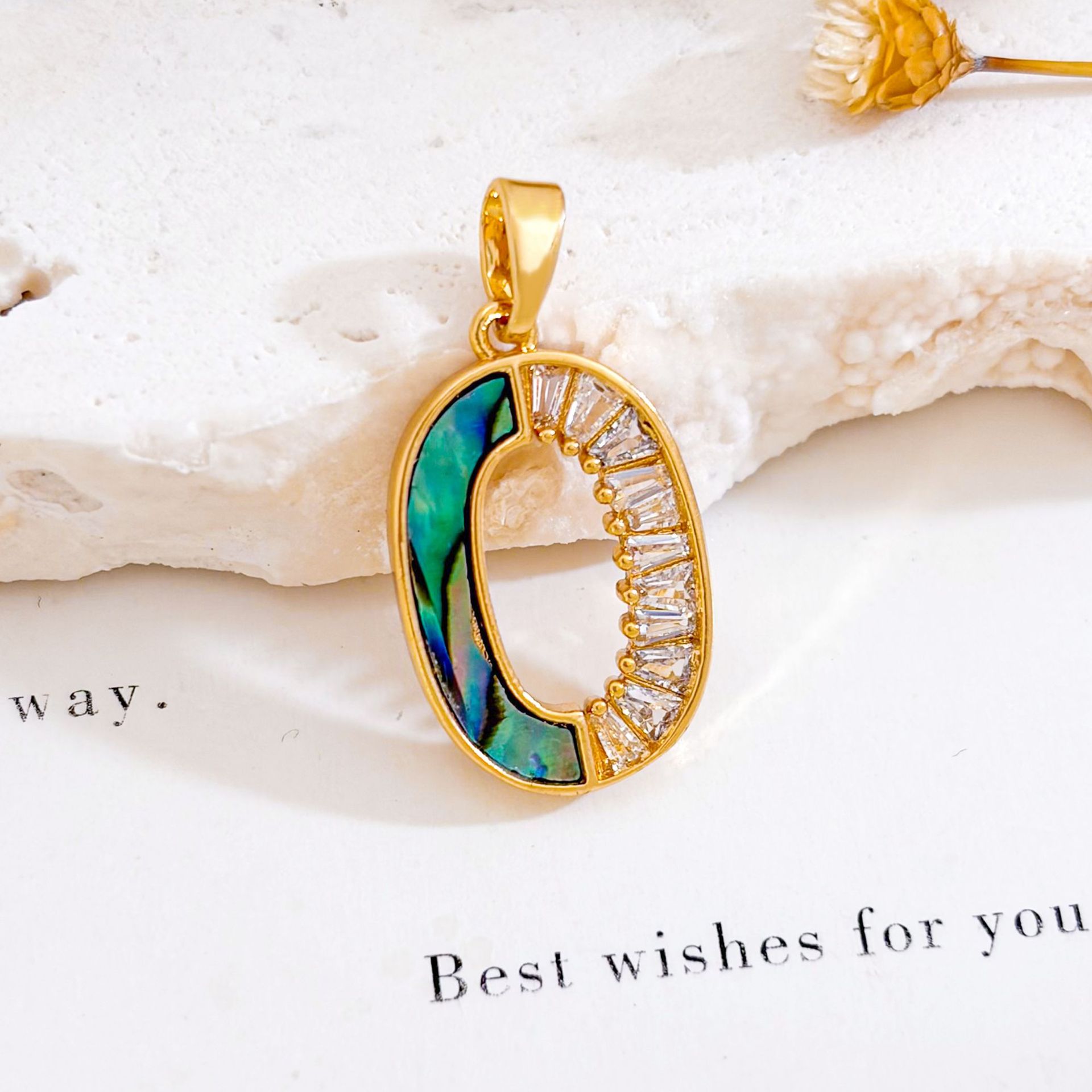 Xl1576 oval pendant gold