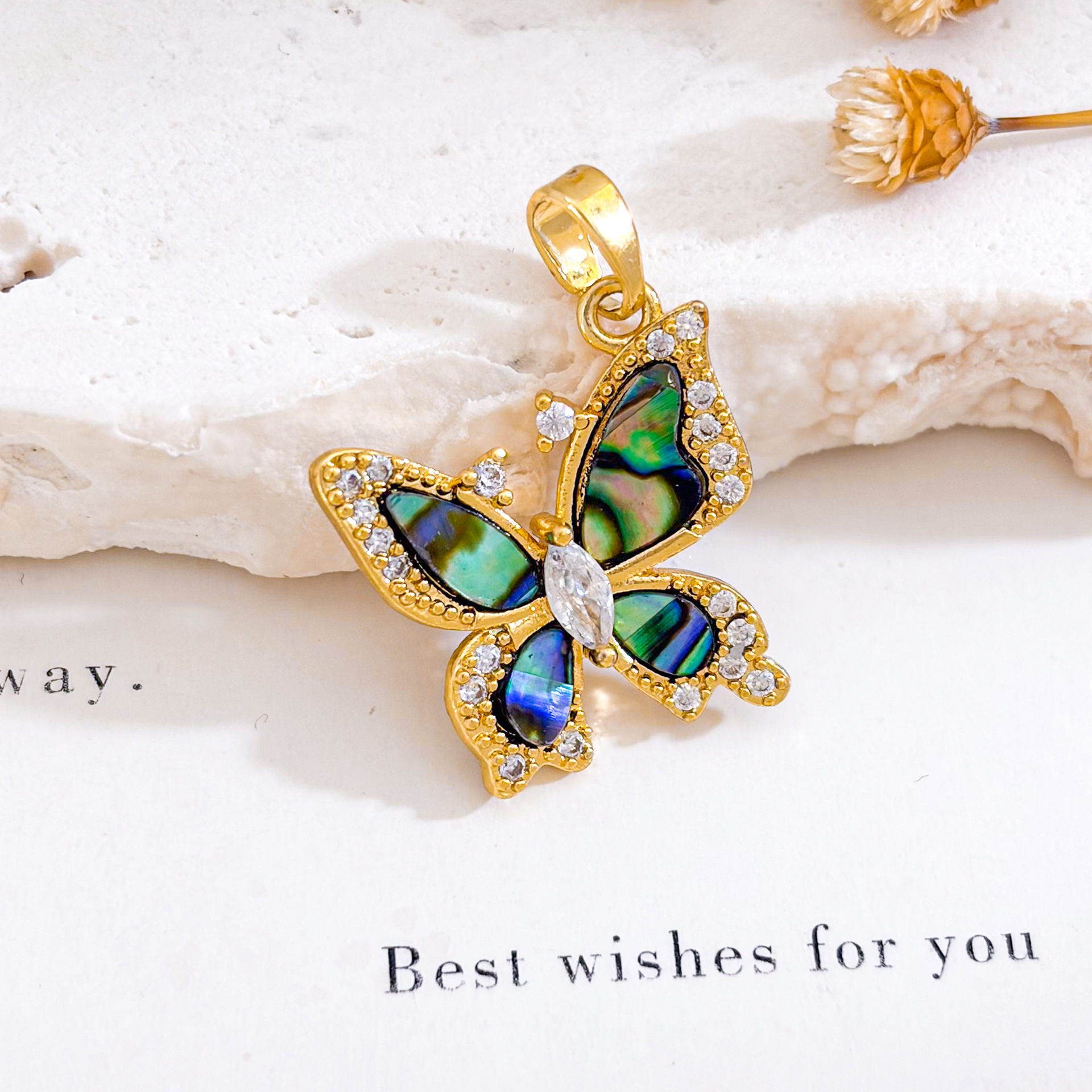 Xl3817 love butterfly pendant gold