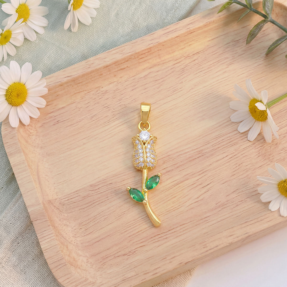Xl6271 pink rose bud pendant gold