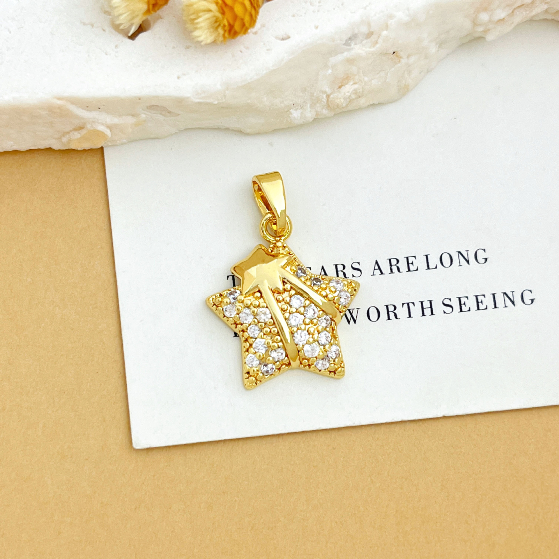 Xl4085 meteor pendant gold