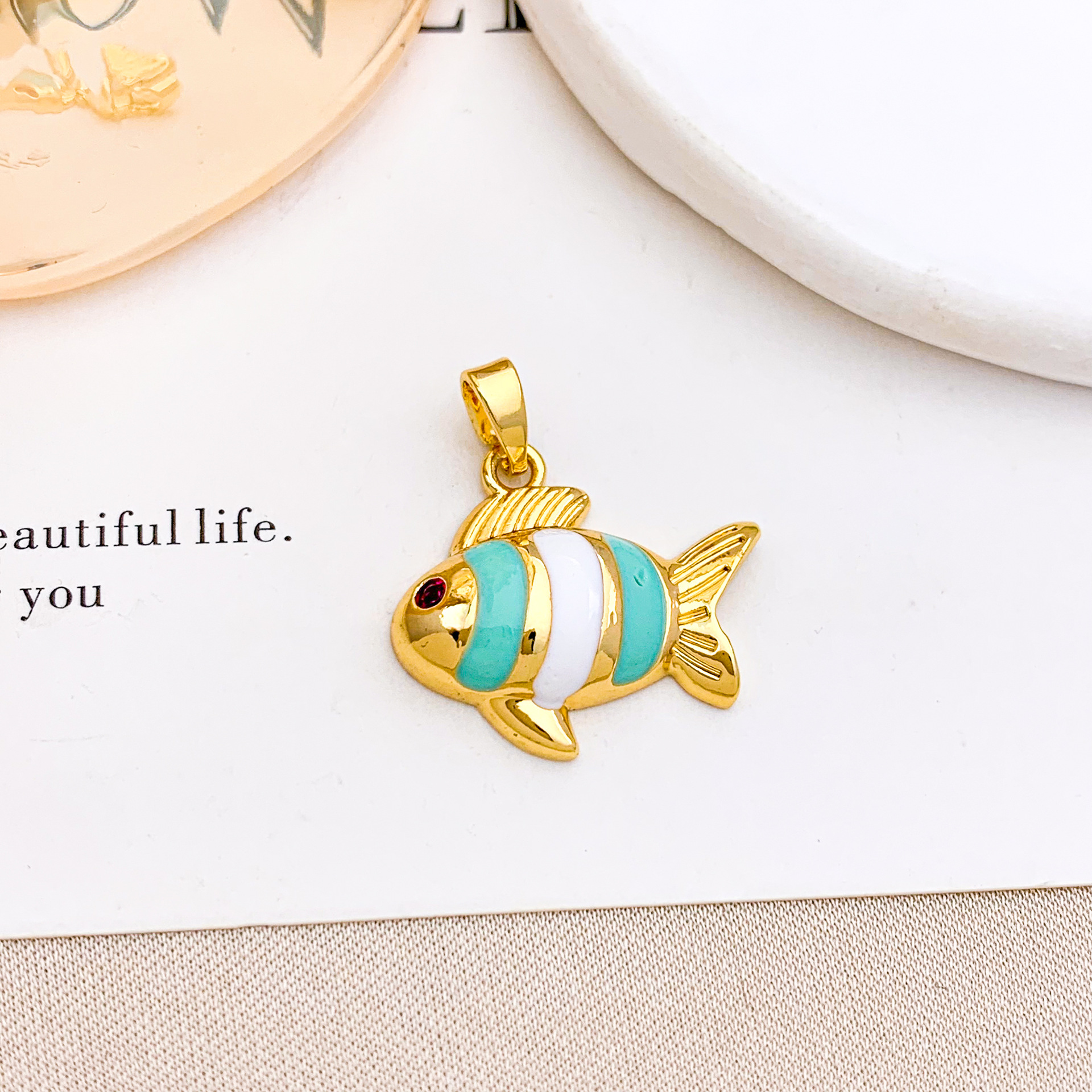 15x19mm light green clownfish pendant gold