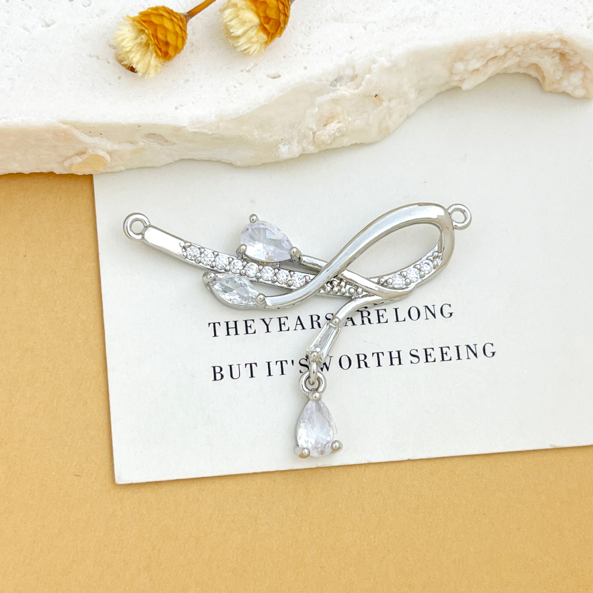 Xl6073 bow water drop pendant silver
