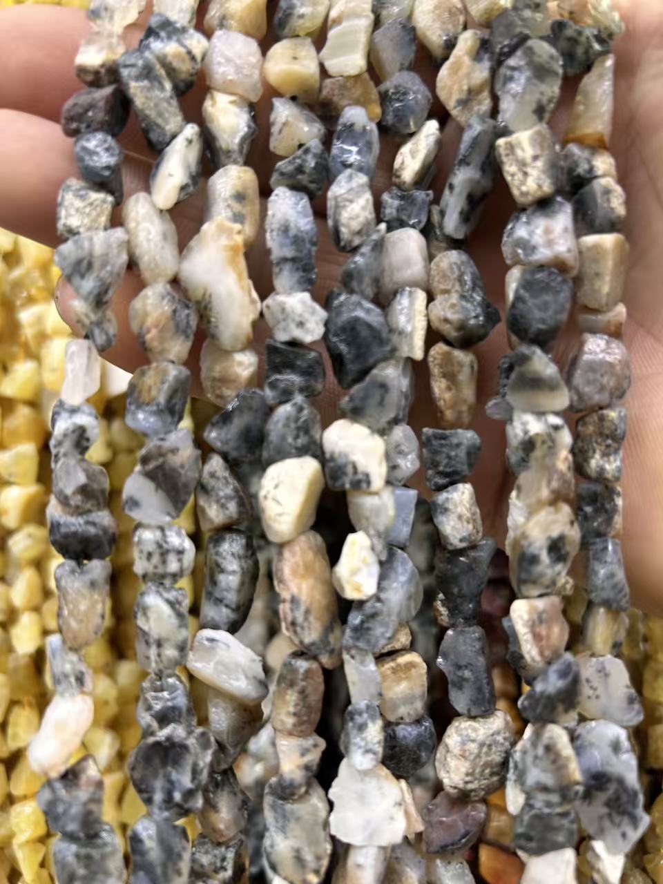 Lithospermum opal