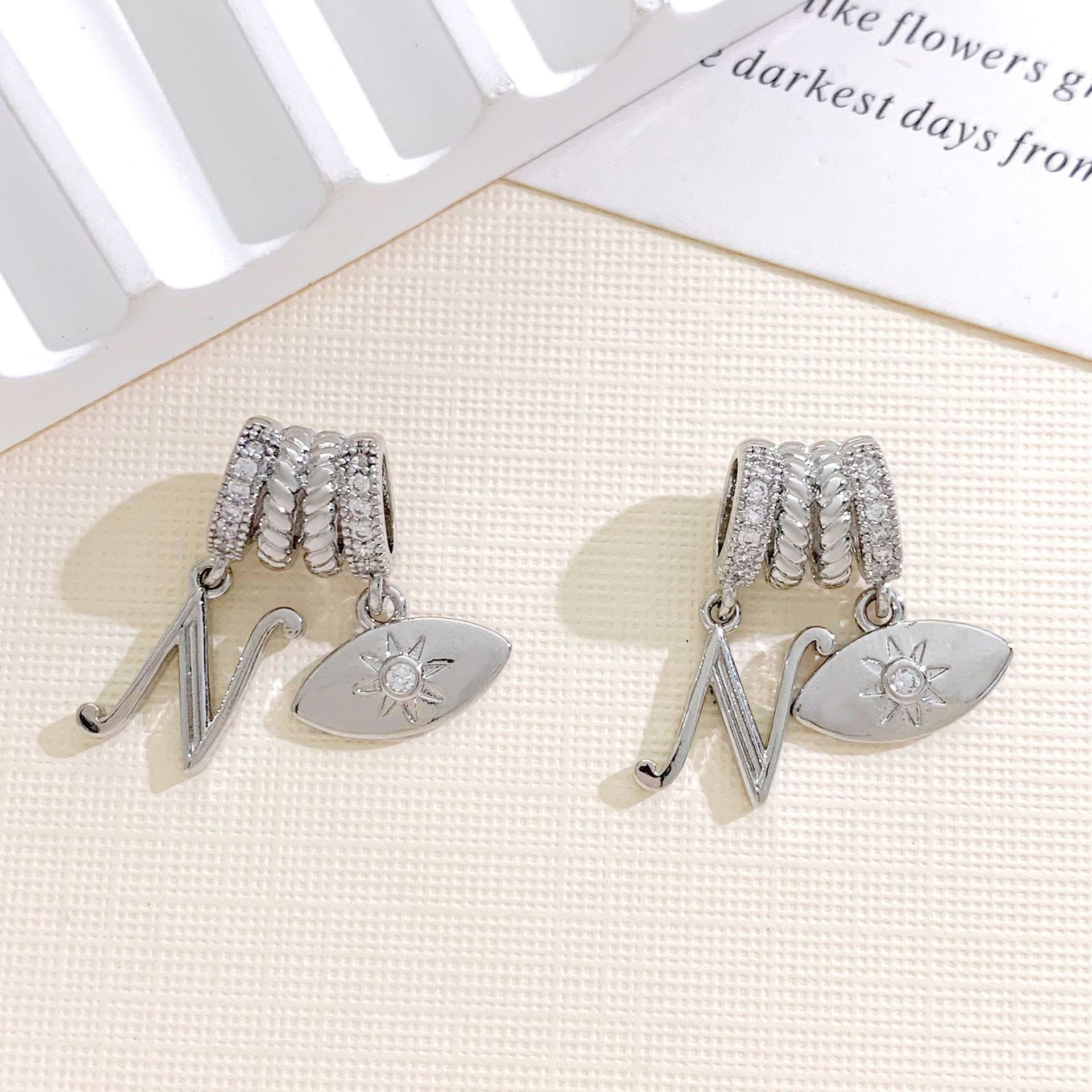 Xl4493 eye letter n combination pendant silver