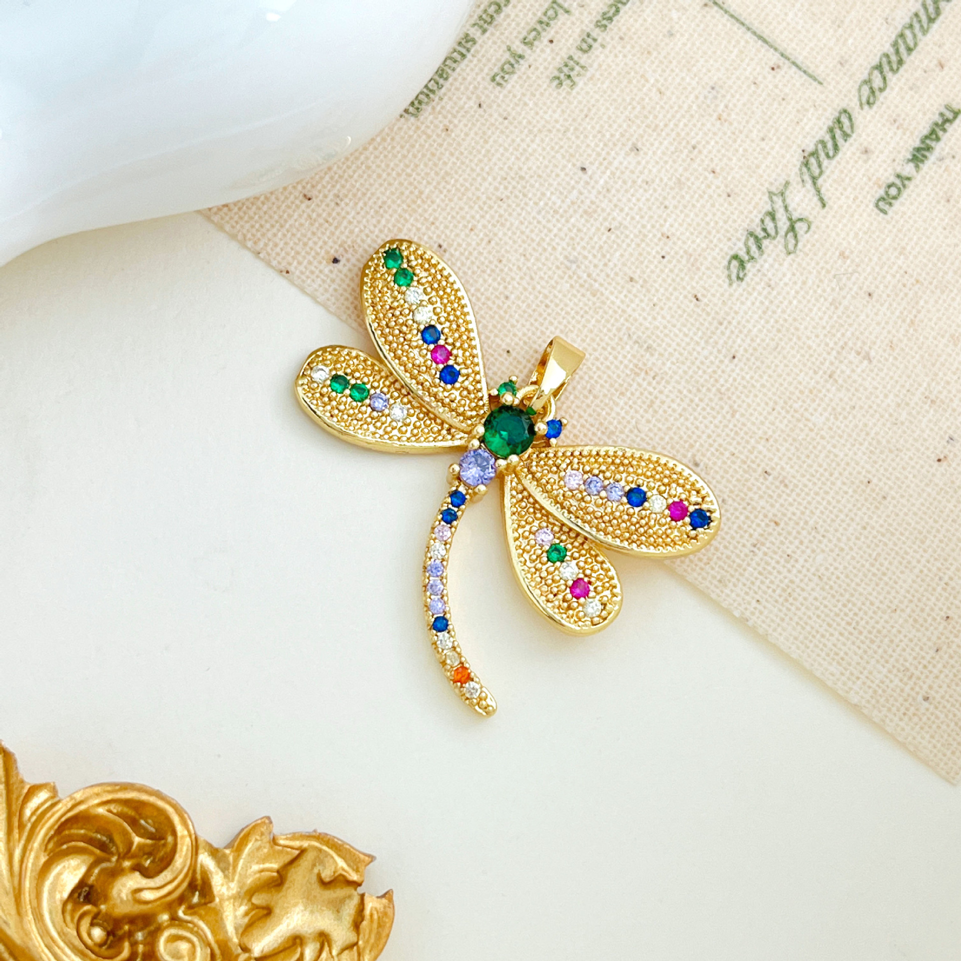 Xl2857 colorful dragonfly pendant gold