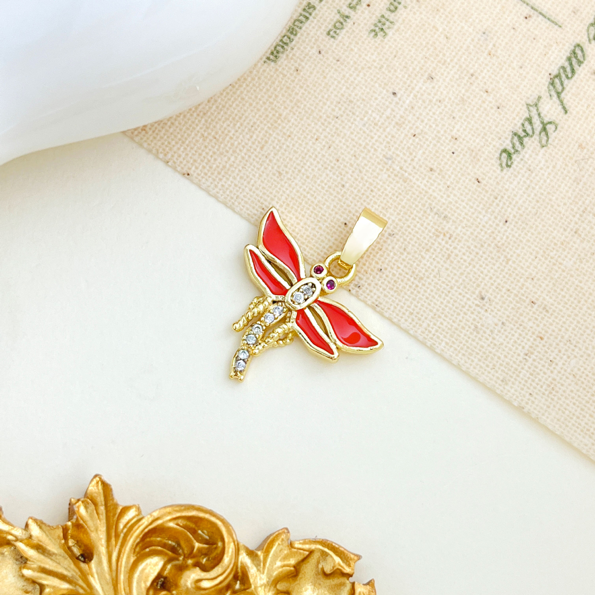 Xl4605 red dragonfly pendant gold