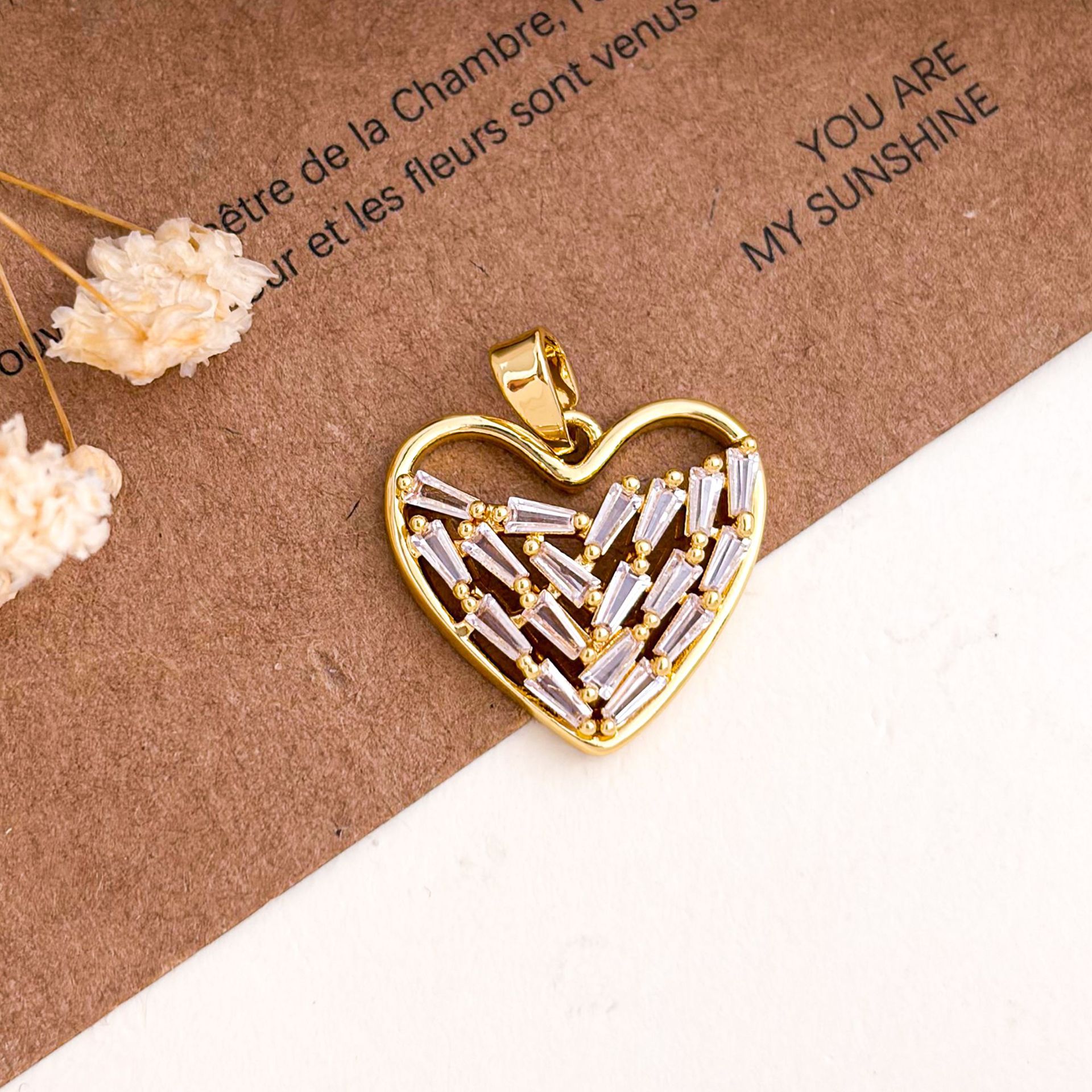 Xl5706 love pendant gold