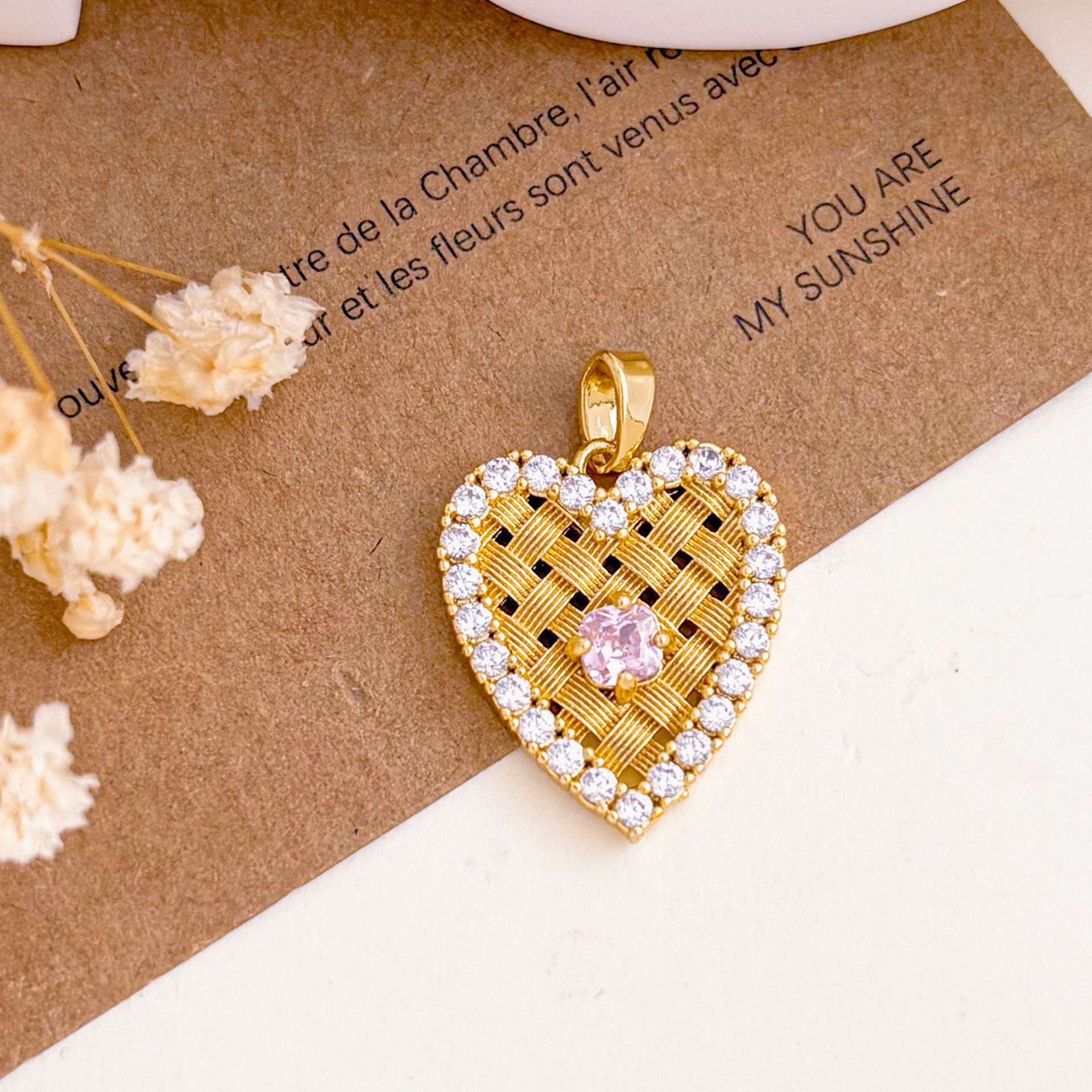 Xl5711 braided love pendant gold