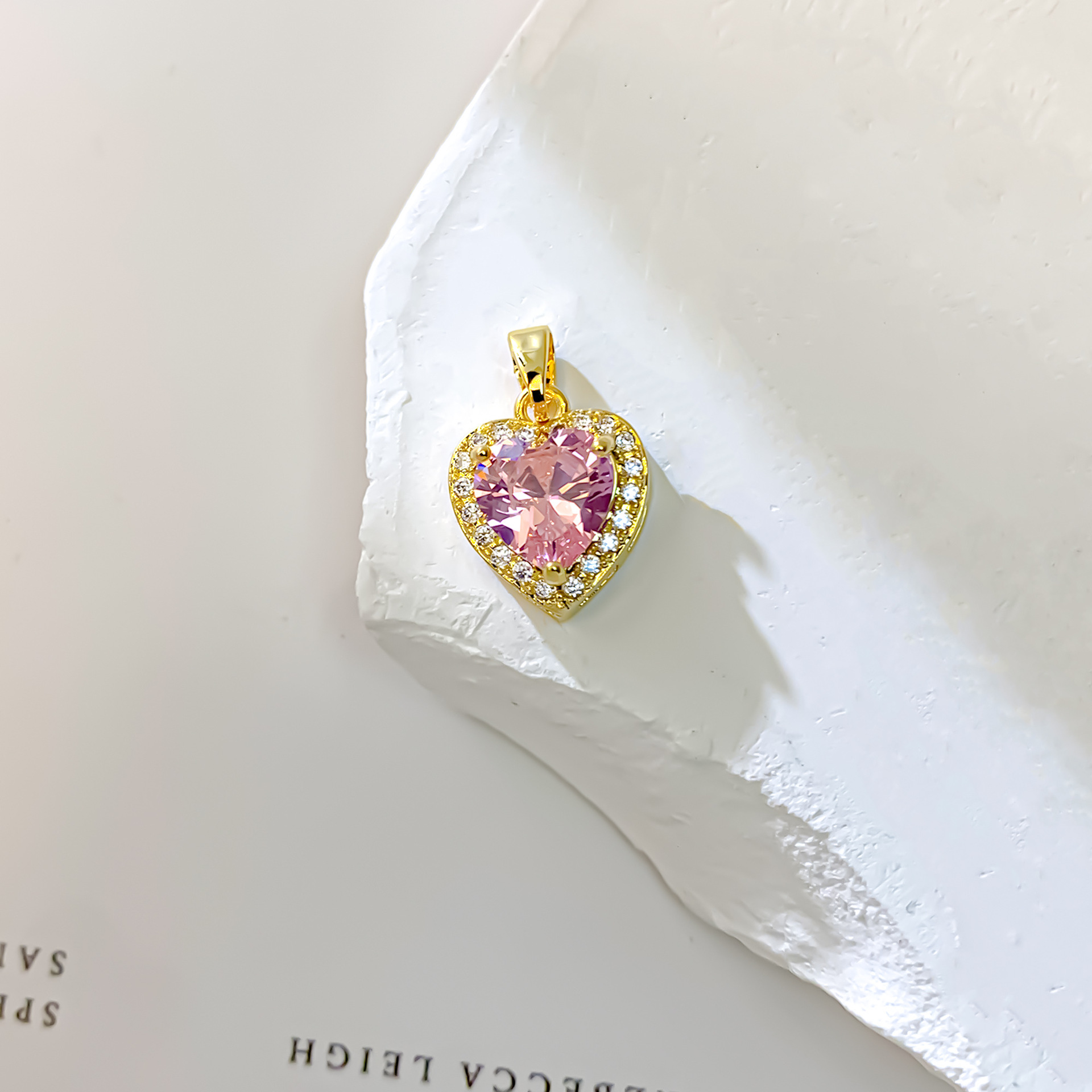 Xl727 pink love pendant gold