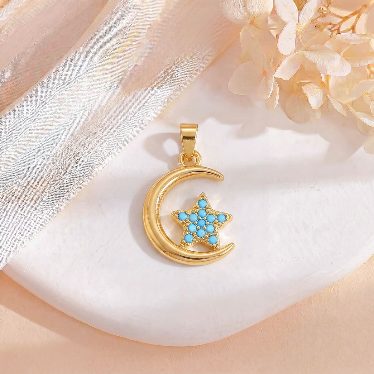 Xl1864 moon star pendant gold