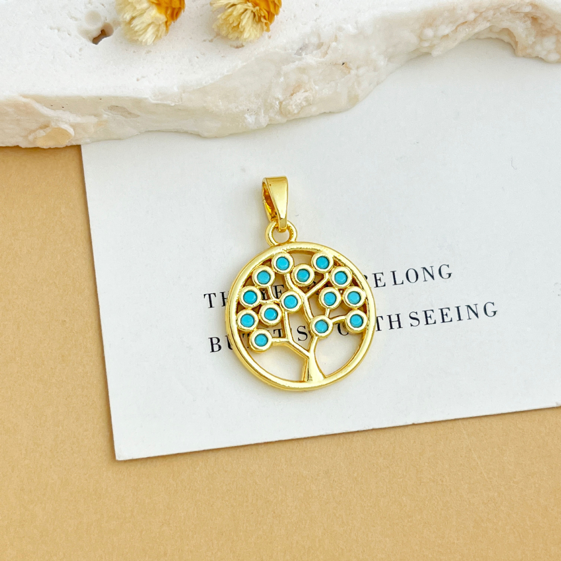 Xl2130 round tree pendant gold