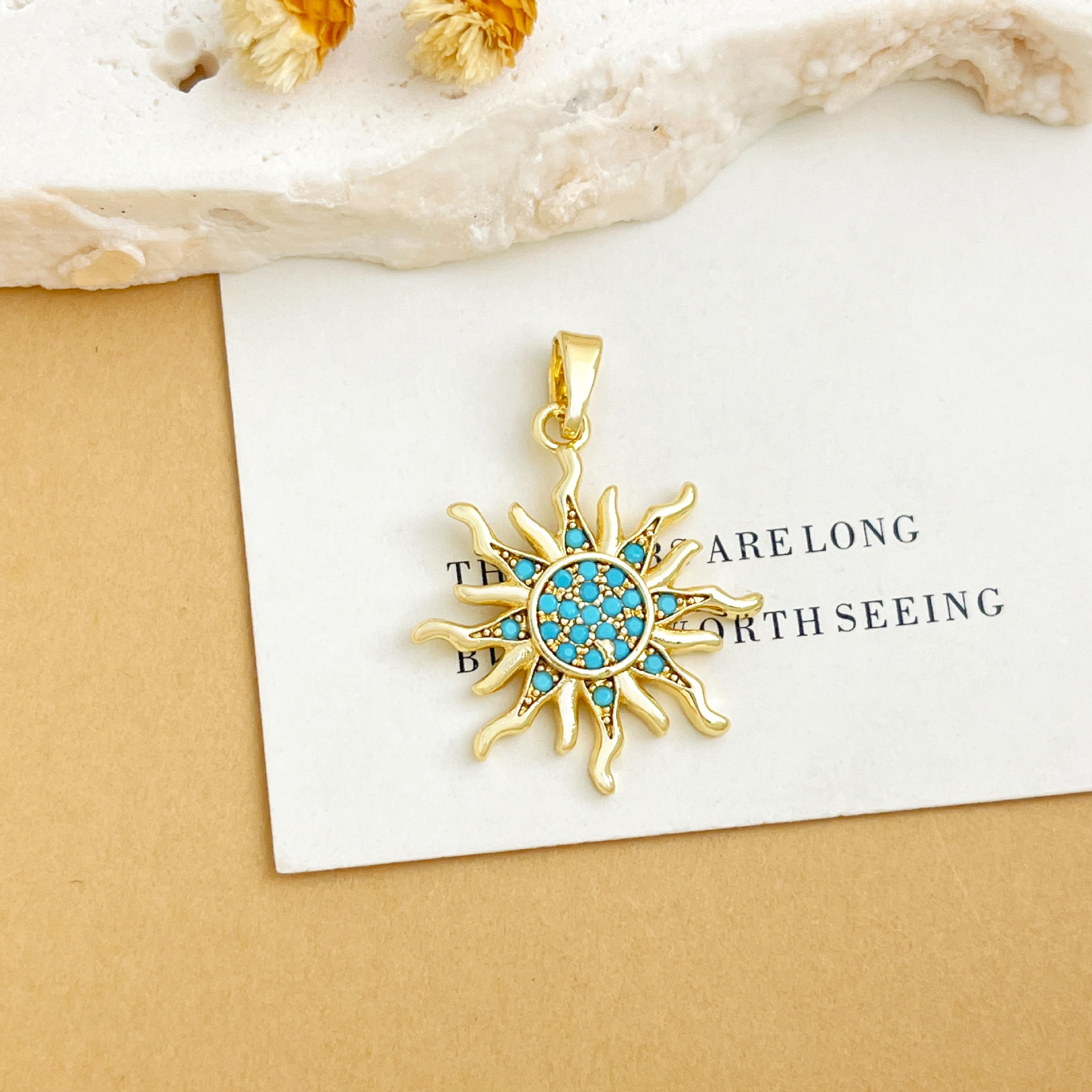 Xl2297 sun pendant gold