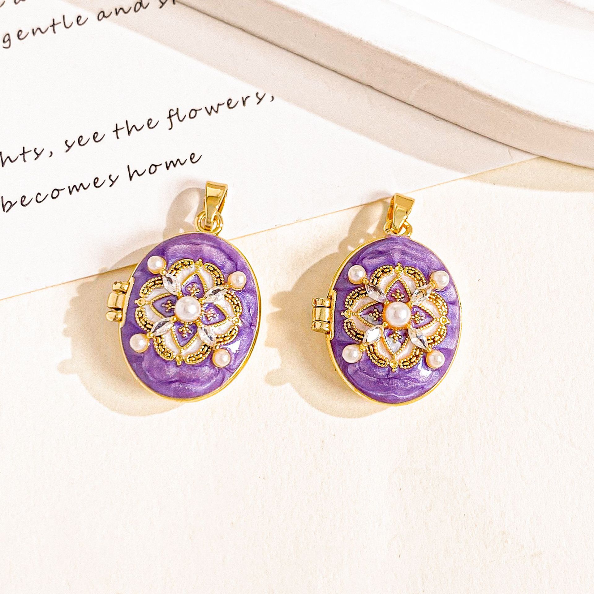 Xl4659 blooming flowers gold purple photo clip pendant can be opened
