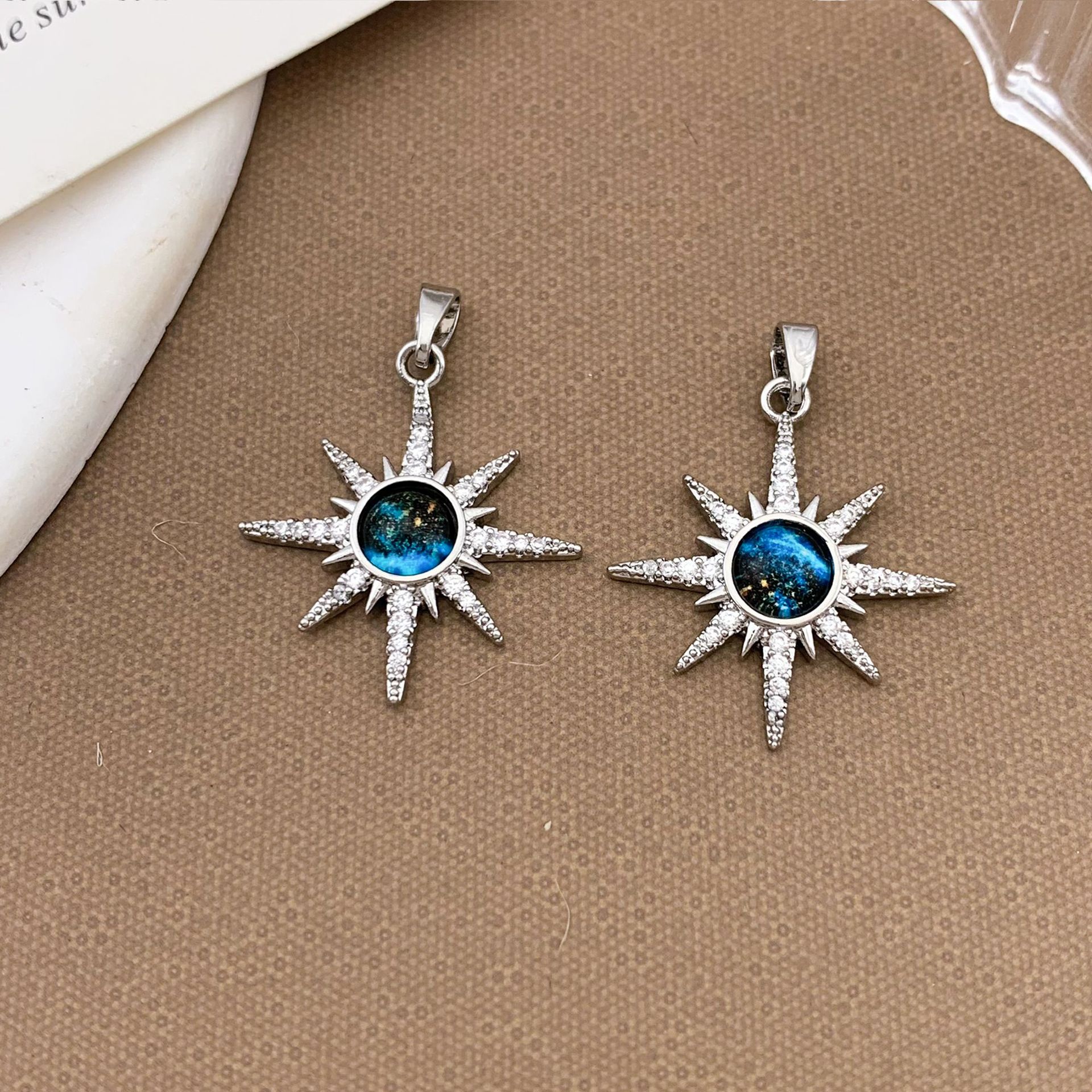 Xl1162 eight-pointed star planet pendant silver