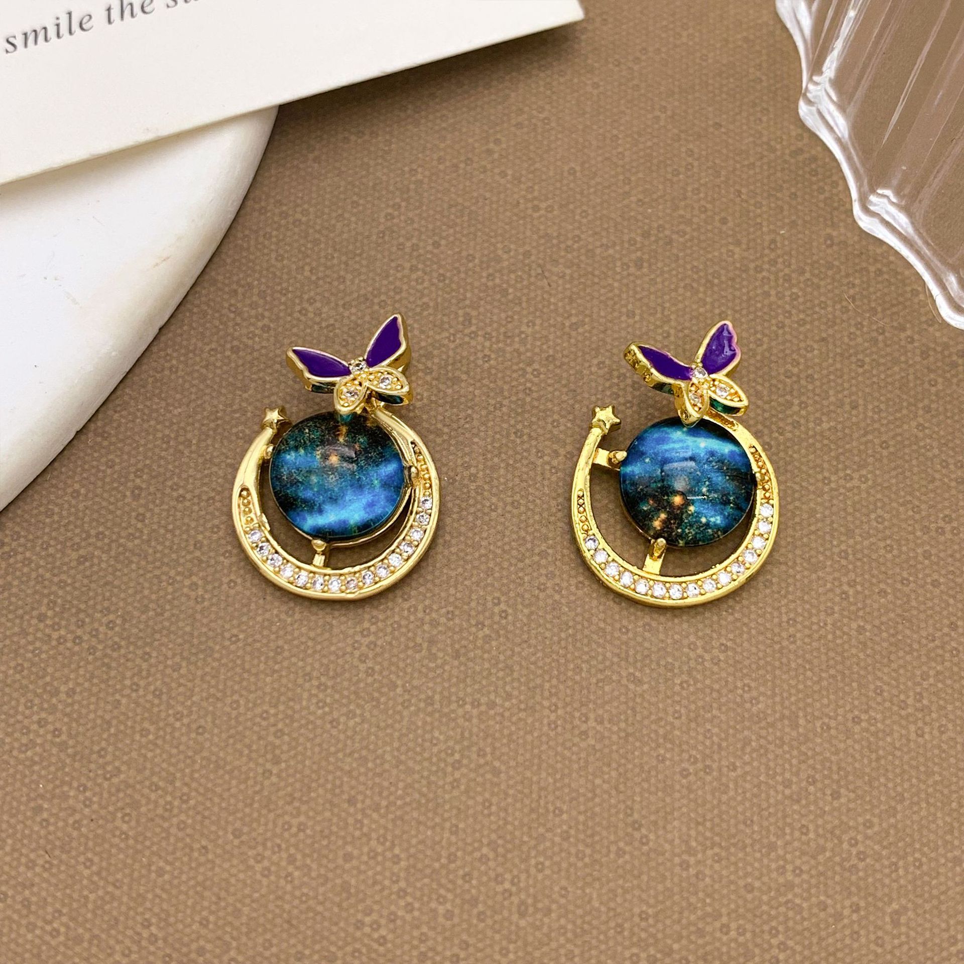 Xl1154 butterfly planet pendant gold
