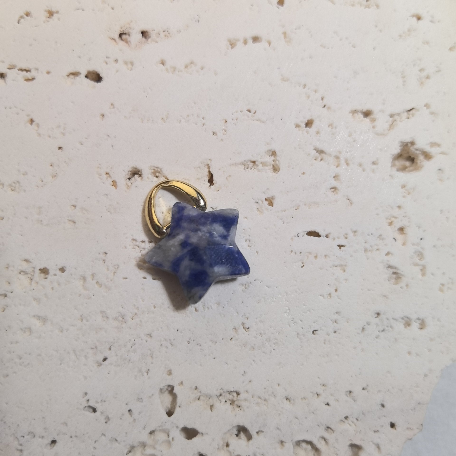Blue point stone